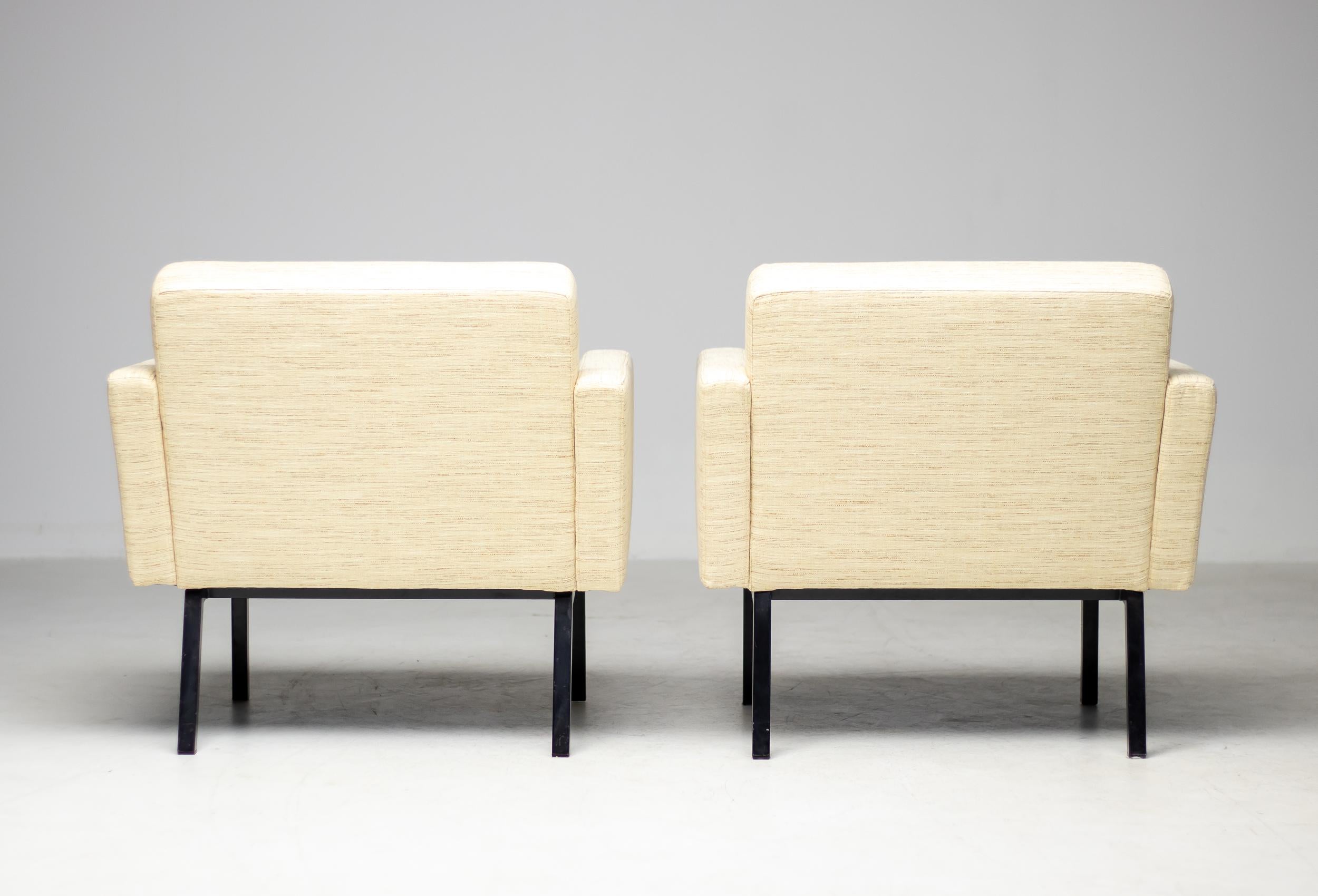 Néerlandais Paire de fauteuils de salon en laine crème Martin Visser SZ48 en vente