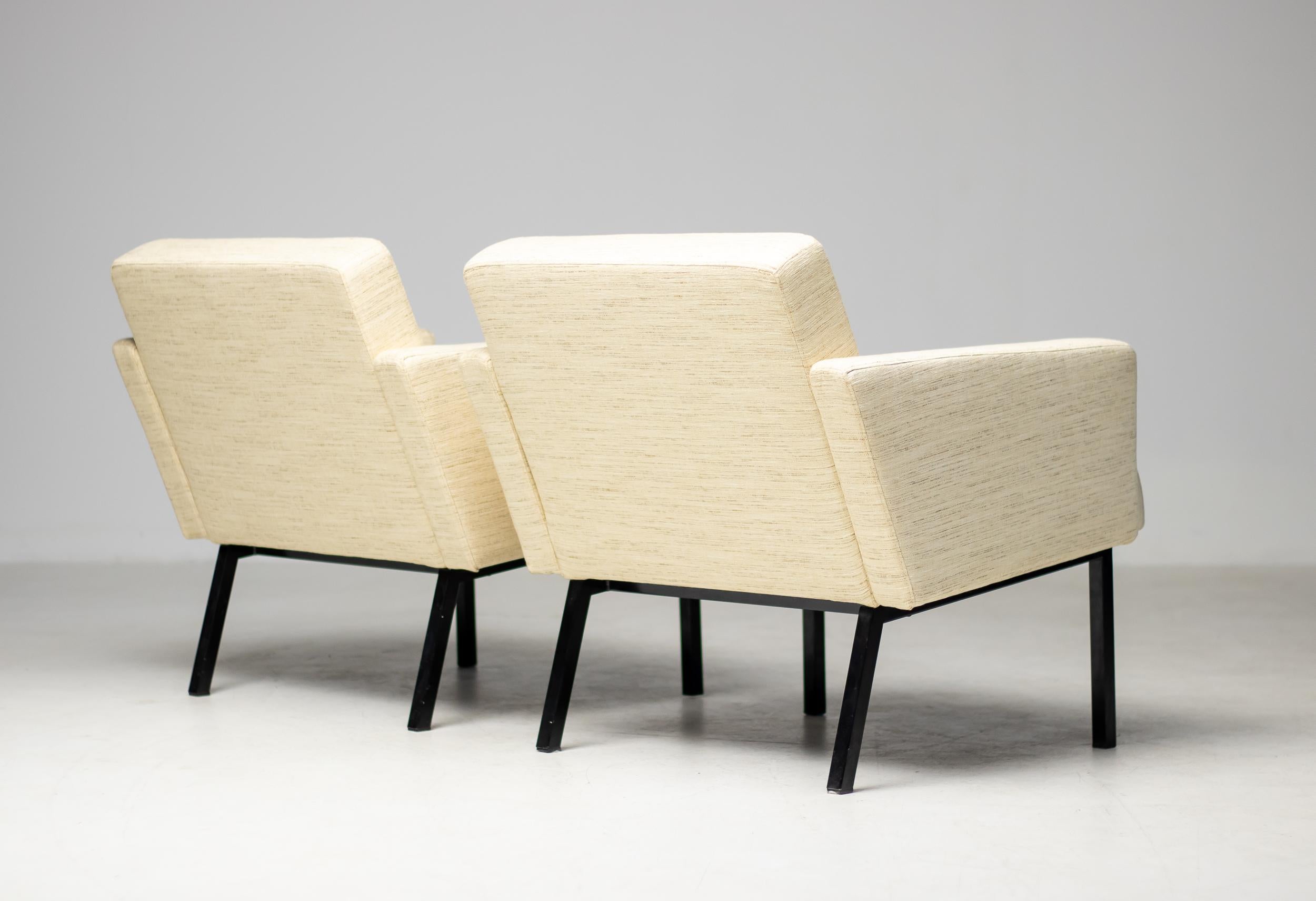Paire de fauteuils de salon en laine crème Martin Visser SZ48 en vente 1