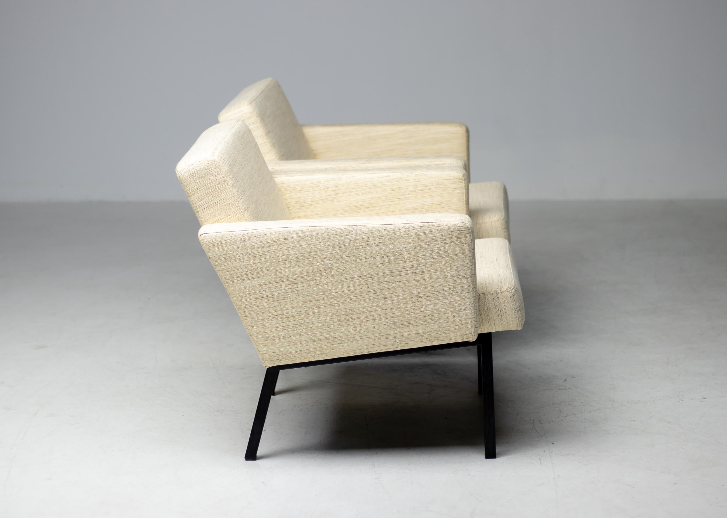 Paire de fauteuils de salon en laine crème Martin Visser SZ48 en vente 2