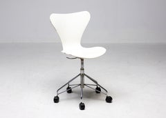 Chaise de bureau Arne Jacobsen, modèle 3117, pour Fritz Hansen, 1978