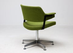 Sedia da scrivania di André Cordemeyer per Gispen, in lana verde, Paesi Bassi, anni ’60
