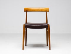 Juego de seis sillas de comedor danesas de teca con asientos de Naugahyde marrón, Suecia, década de 1960