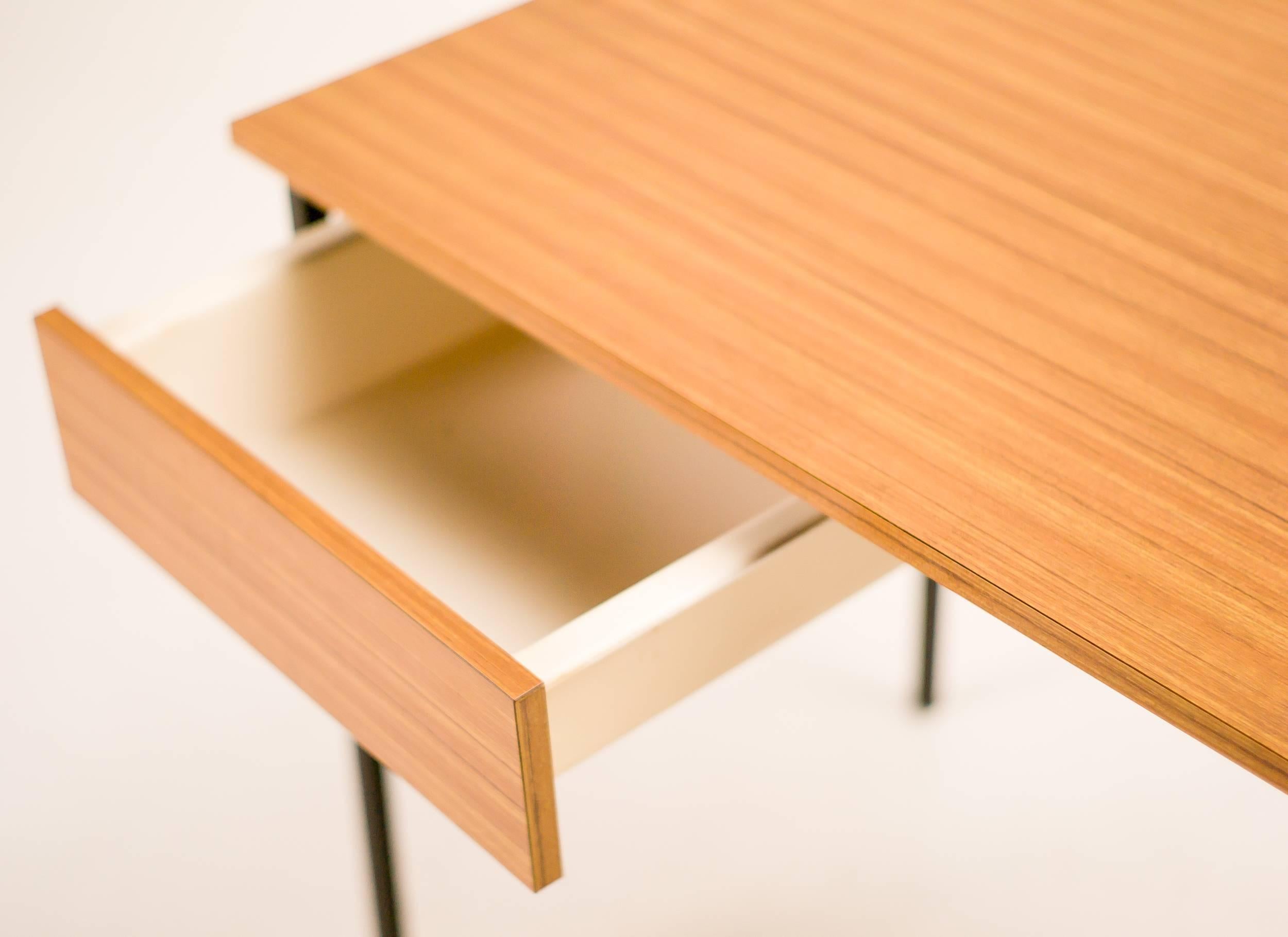 Mid-Century Modern Delicate Minimalist Desk by Pierre Guariche for Meurop