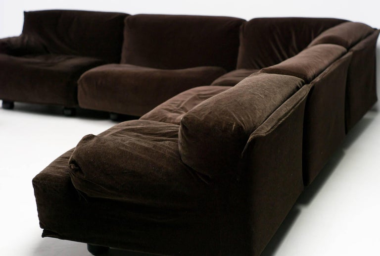 Very Large Fiandra Modular Sofa By Vico Magistretti For Cina Very Large Fiandra Modular Sofa By Vico Magistretti For Cina In Excellent Condition