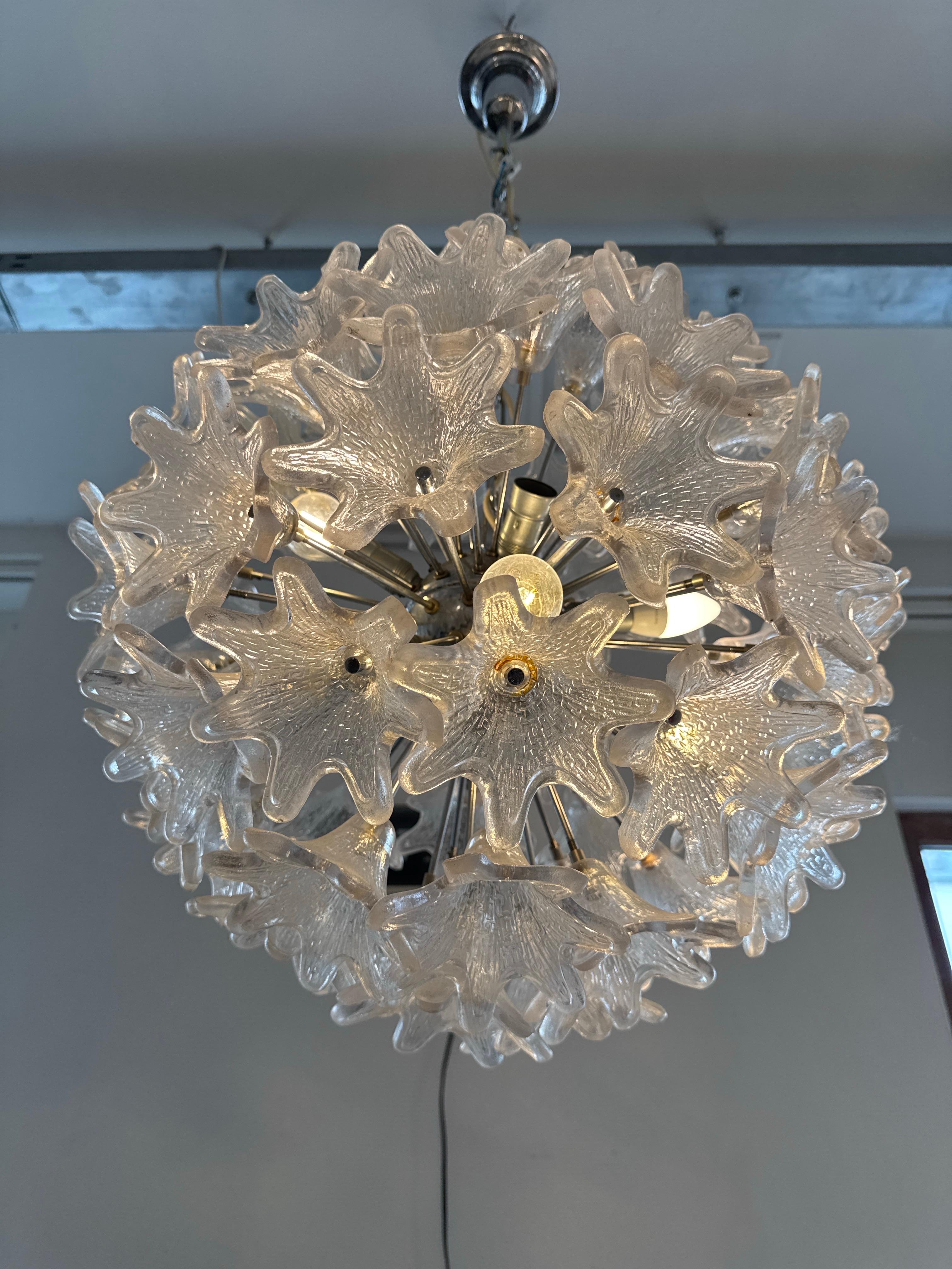 Sputnik-Kronleuchter aus Chrom und Glas mit Blumen von Paolo Venini für VeArt, 1960er Jahre (Glaskunst) im Angebot
