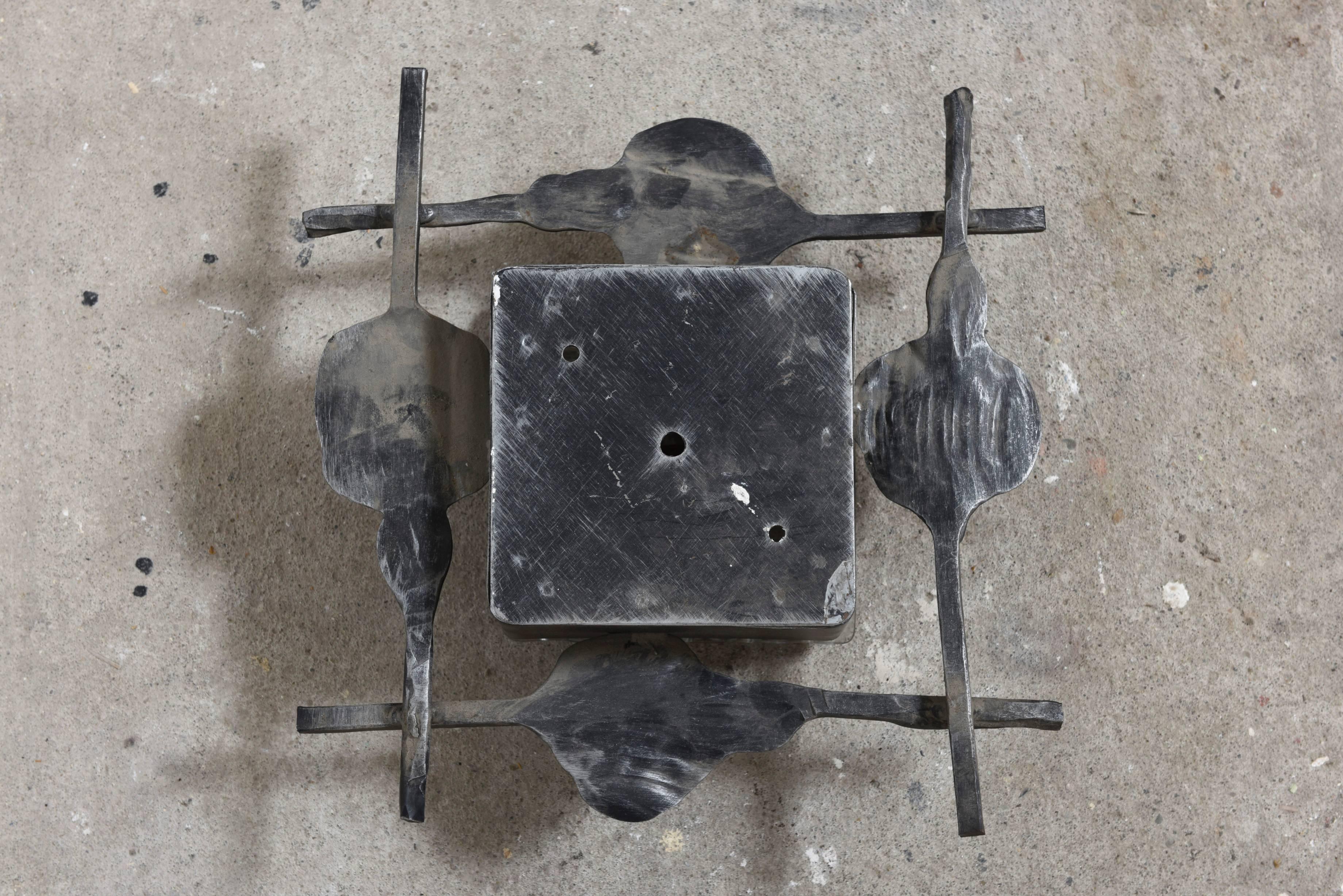 Juego de dos  Lámparas Brutalistas de Cristal y Hierro Forjado de Tom Ahlström en Bueno estado para la venta en Antwerp, BE