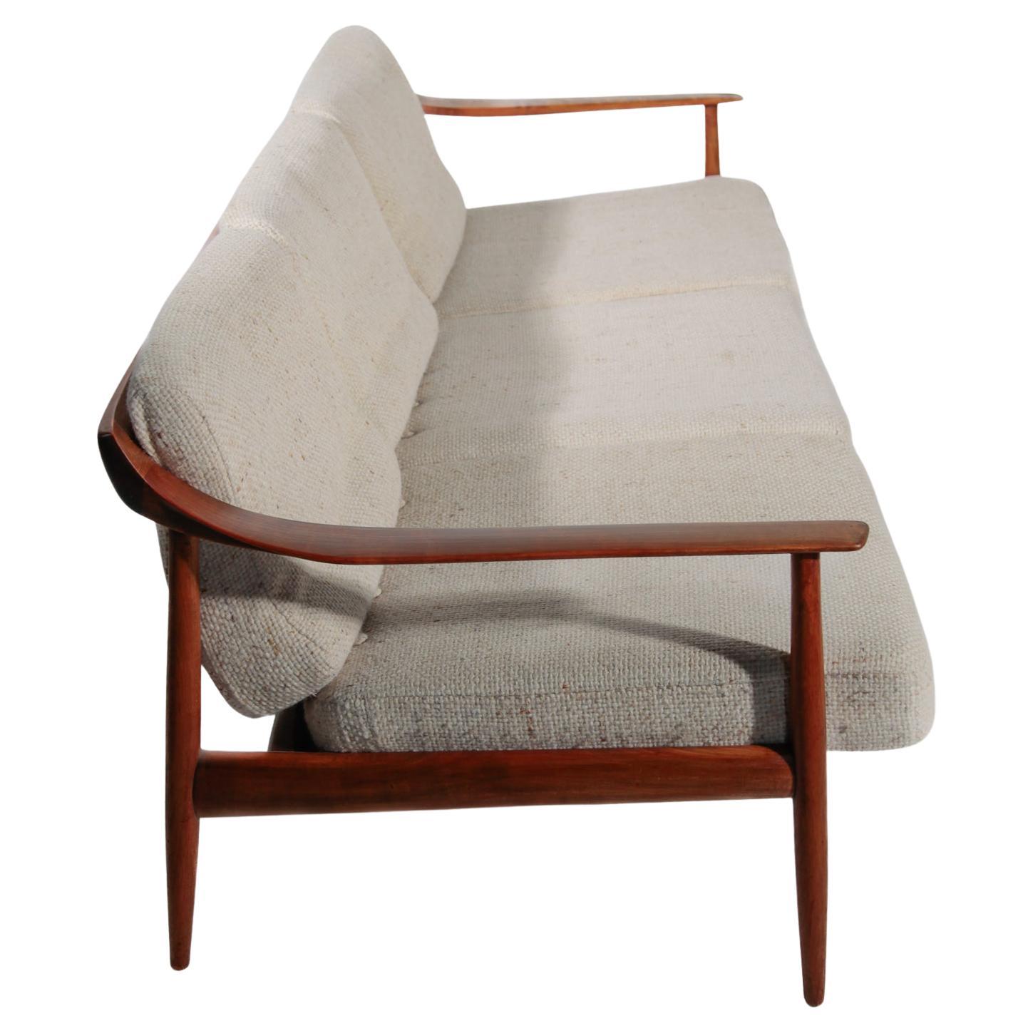 Knoll- Antimot Walnut Three Seat U-Vorm Sofa by Walter Knoll, Germany