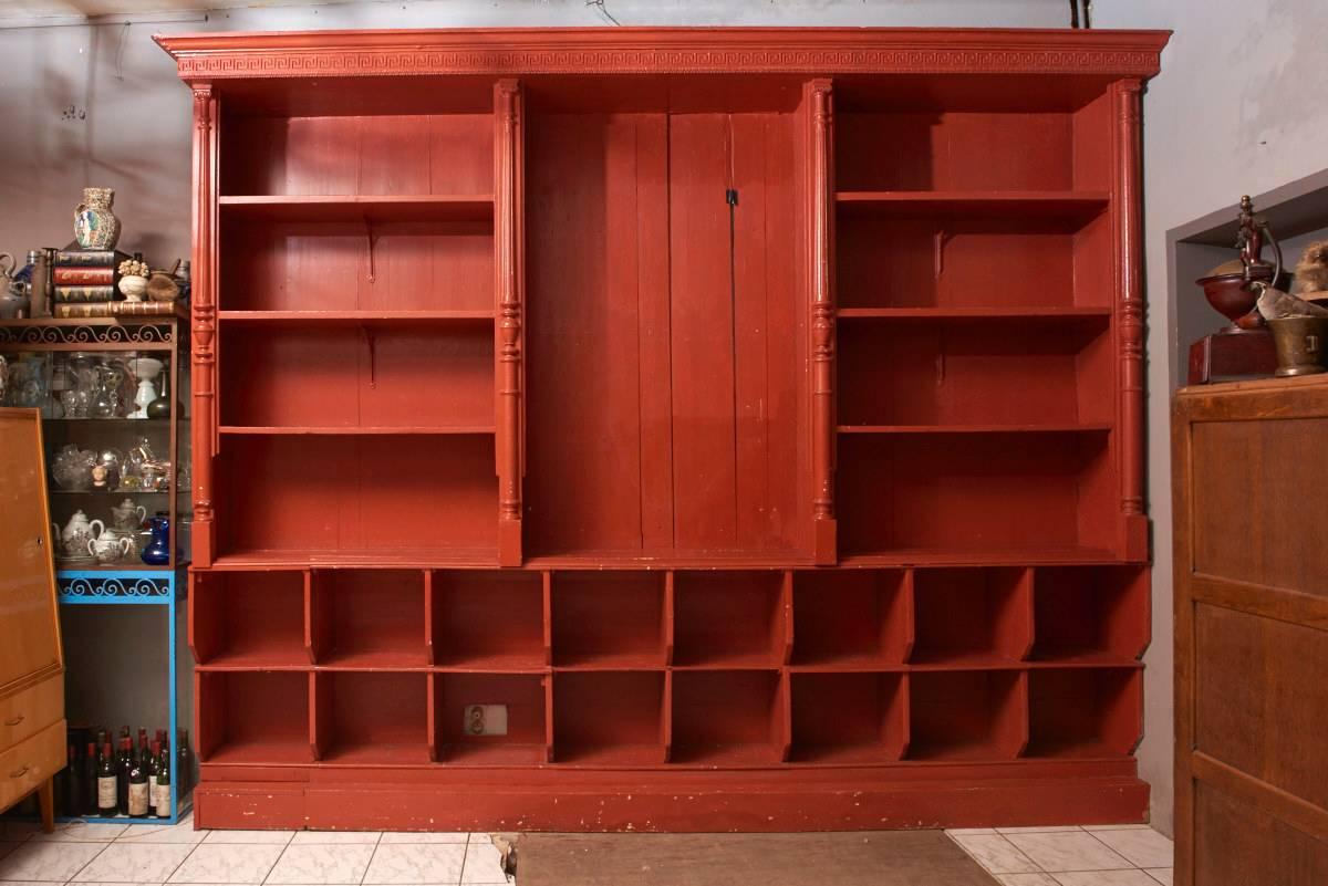 Late Victorian Solid Pine Wood Display Cabinet Sideboard, Mid-19th Century For Sale