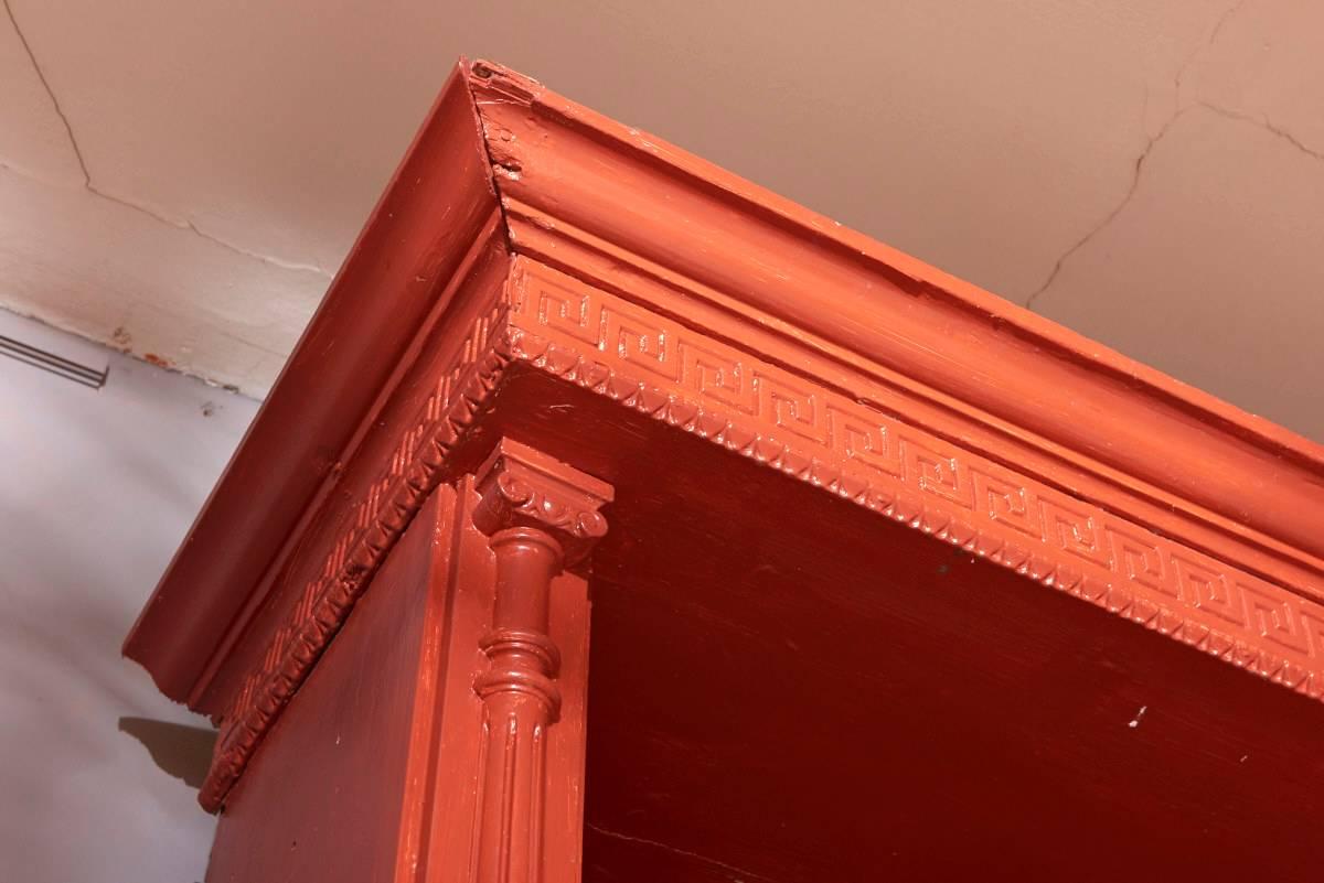 Legno Credenza in legno di pino massiccio, metà del XIX secolo in vendita