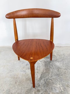 Set of Four Stacking Dining Chairs by Hans Wegner for Fritz Hansen