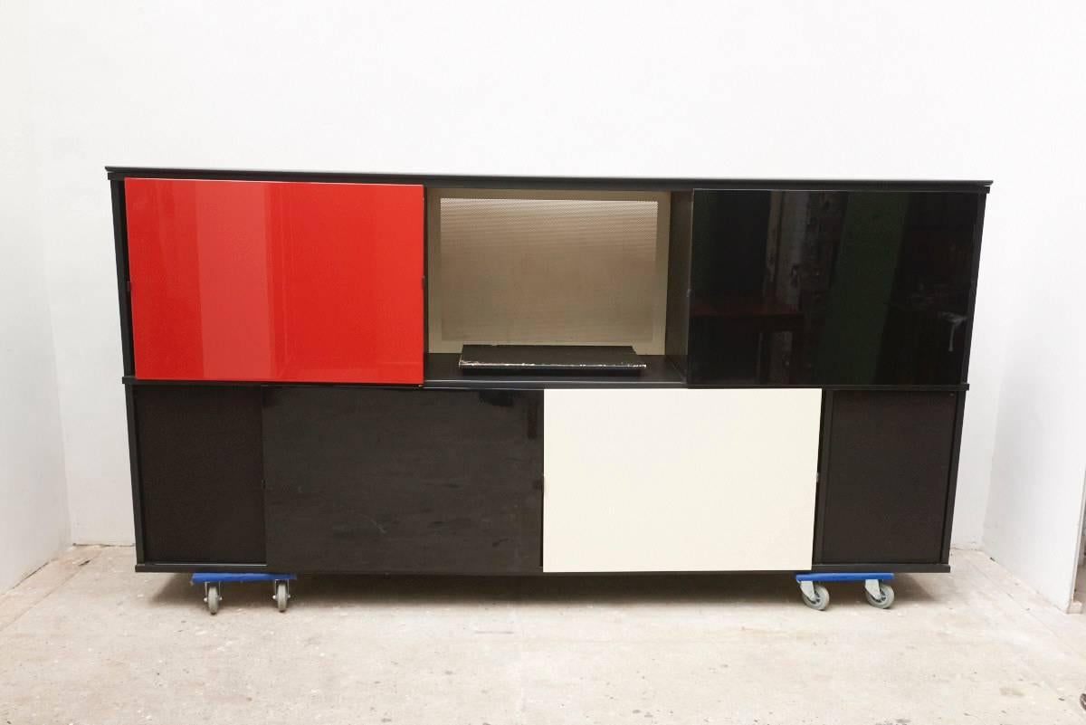 Acerbis 1980s Sideboard Designed by Lodovico Acerbis and Giotto Stoppino In Excellent Condition For Sale In Antwerp, BE