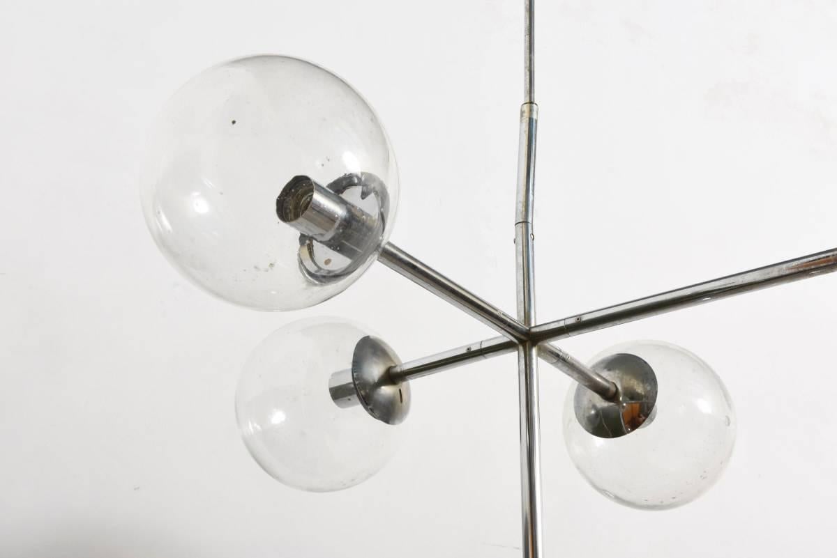 Mid-Century Modern Large Sputnik Chrome Light Fixture with 12 Big Clear Glass Globes, by Kinkeldey