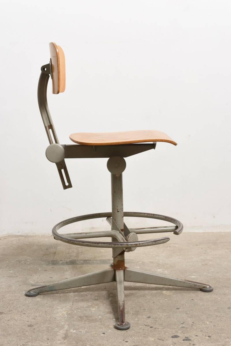 Wood Set of Six Architect Swivel Chairs Designed by Friso Kramer