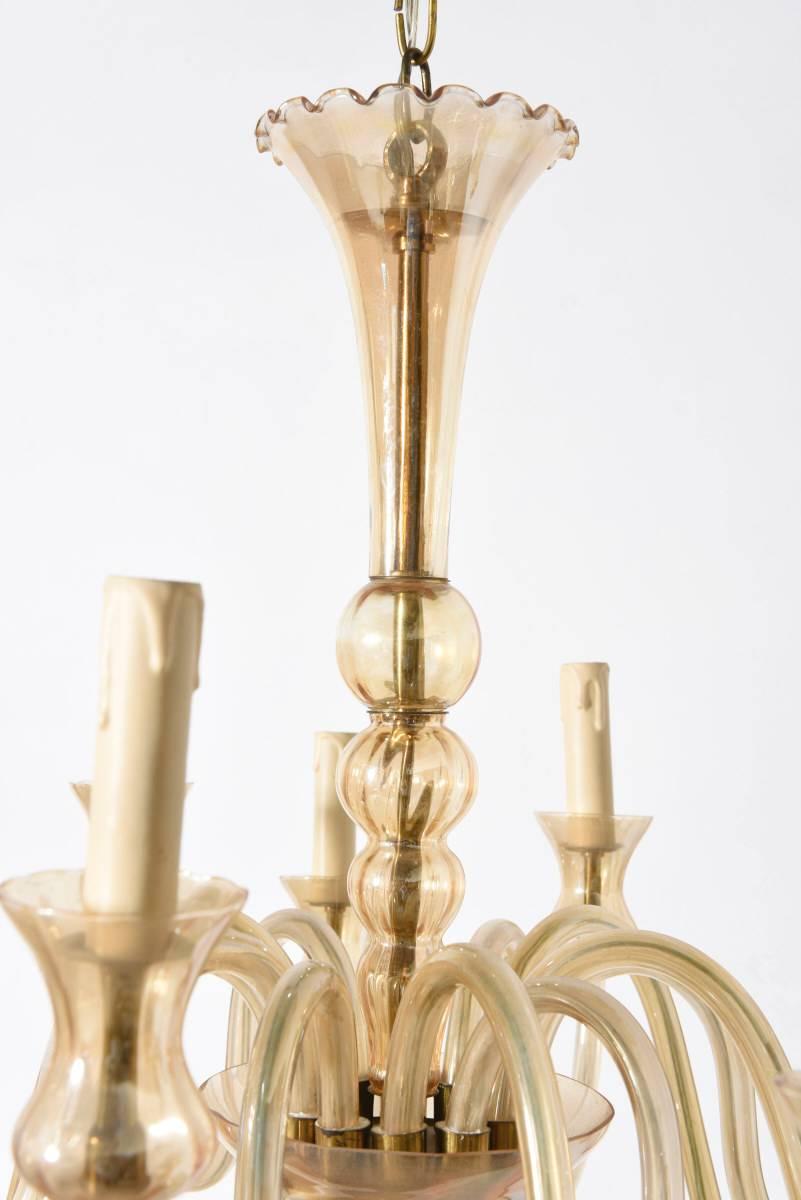 Hollywood Regency Murano Twelve-Light Amber Glass Chandelier