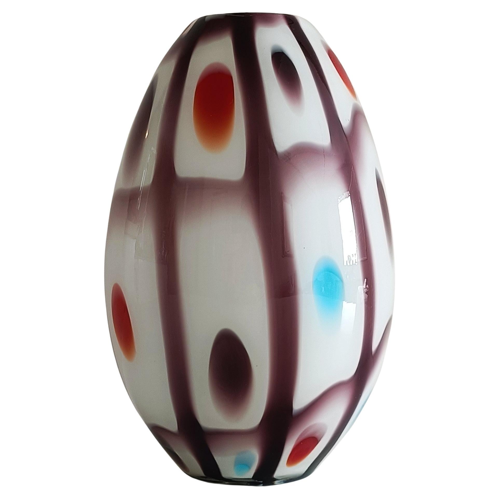 Murano-Glas Bunte eiförmige Vase im Stil von A.VE.M, 1960er Jahre