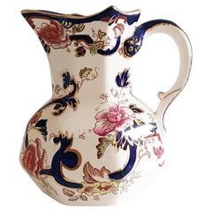 Jarra de porcelana decorada a mano Mason's Ironstone China, Inglaterra Mediados del S. XX