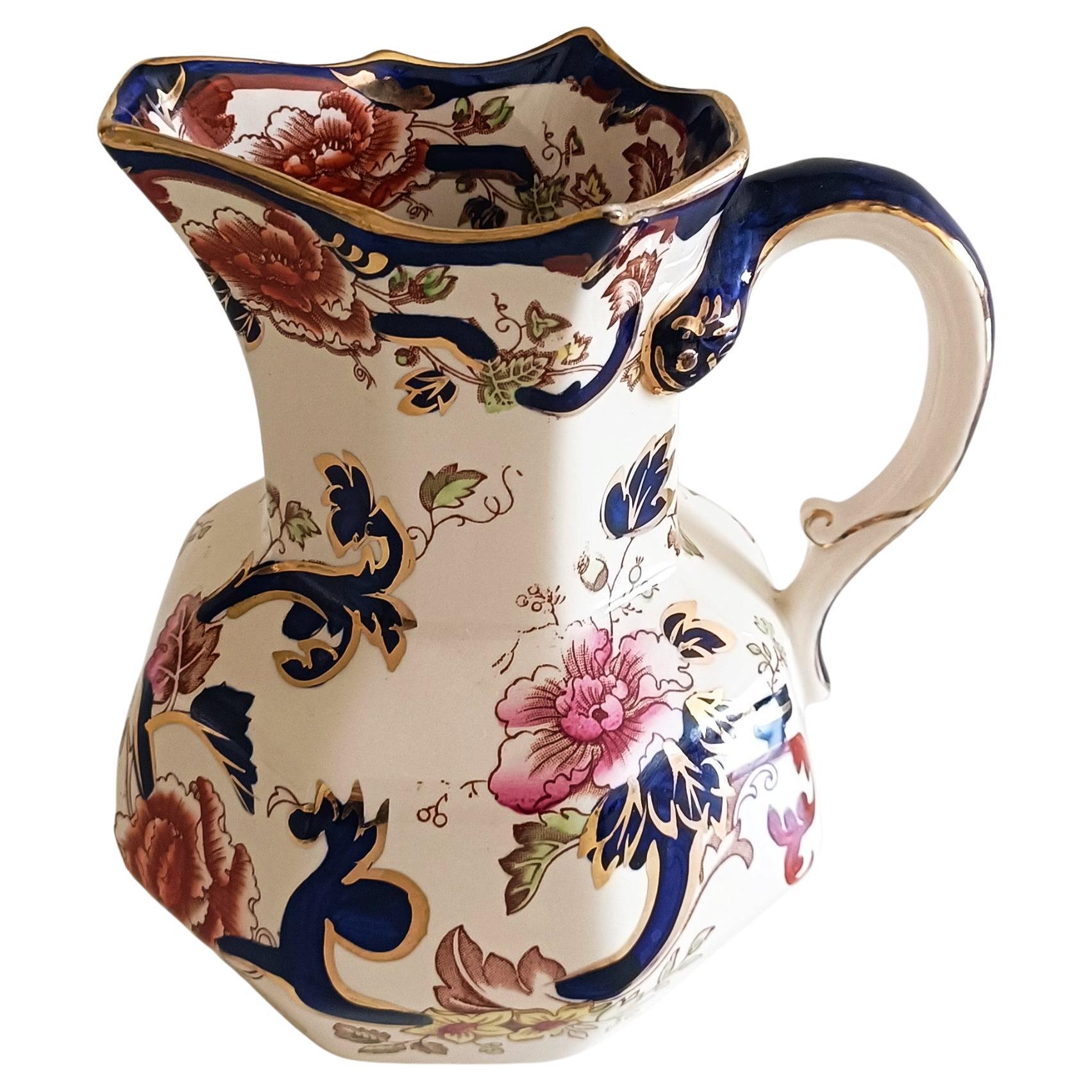 Jarra de porcelana decorada a mano Mason's Ironstone China, Inglaterra Mediados del S. XX en venta 1