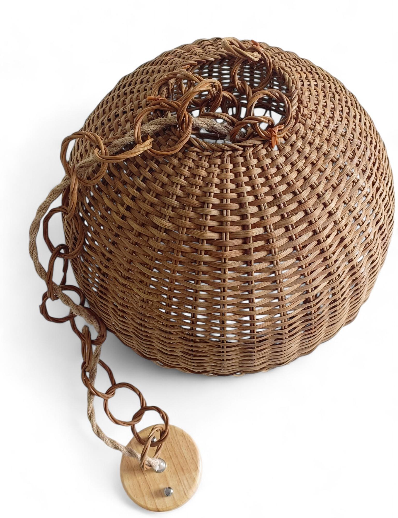 Rustic Midcentury Wicker Pendant Lamp, Handmade in Spain c. 1970s For Sale 5
