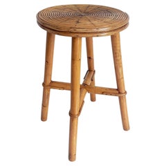 Tavolino o sgabello decorativo vintage in rattan e bambù, Spagna, anni '70