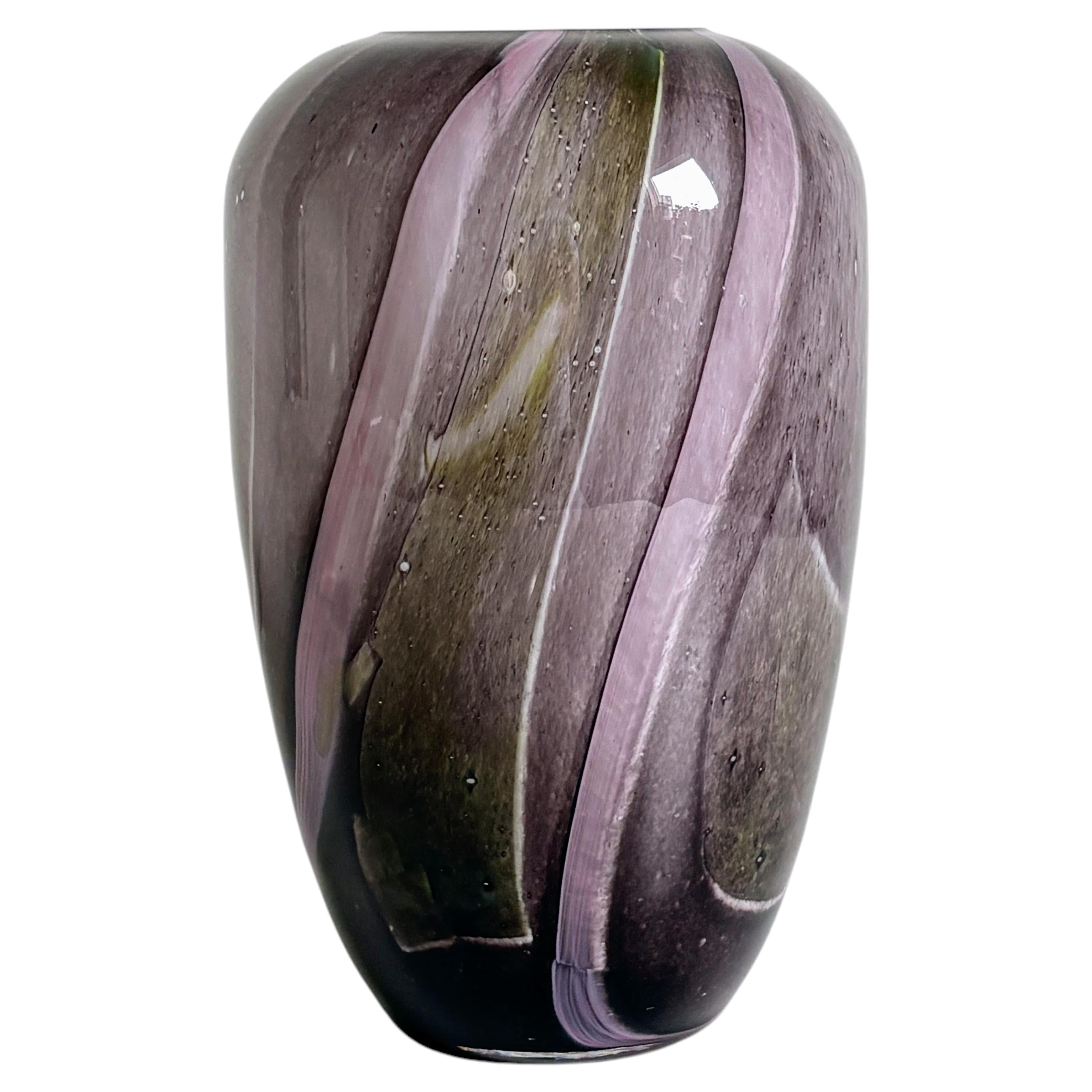 What vases are worth money?