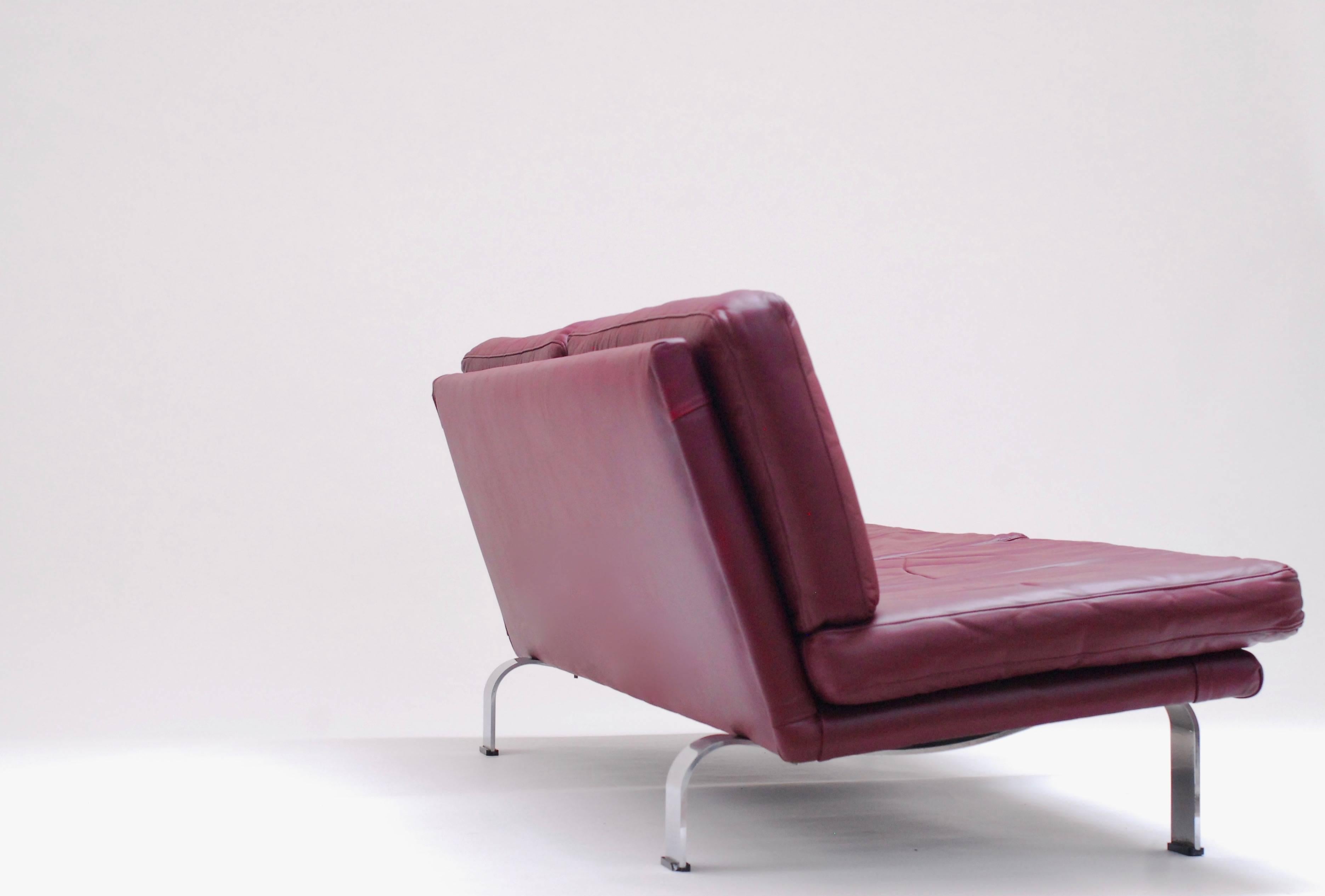 Modern 1960 Italian Leather Sofa Attributed Tito Agnoli For Sale