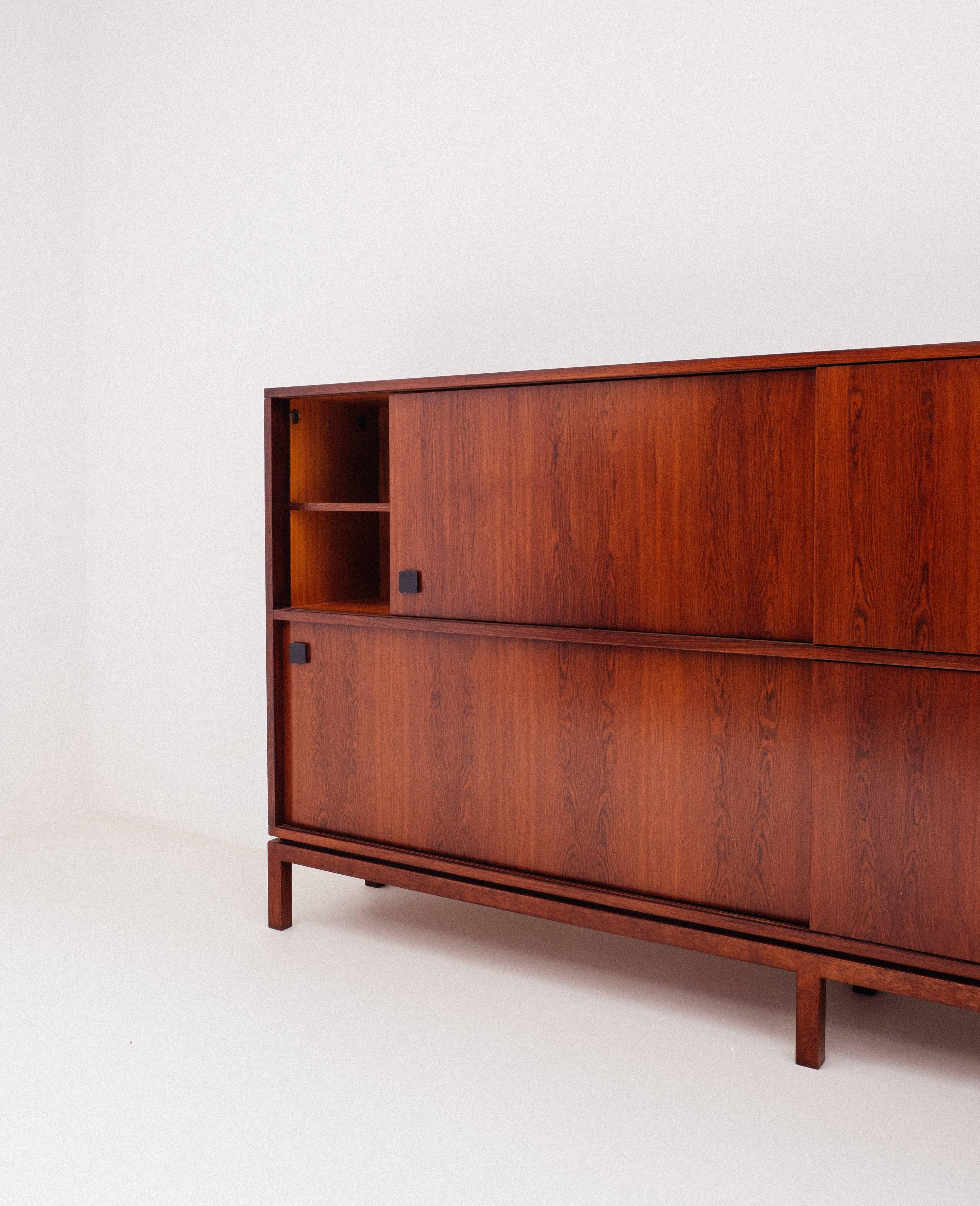 1964 Modernist Rosewood Extra Large High Cabinet by Alfred Hendrickx for Belform In Excellent Condition For Sale In Antwerp, BE