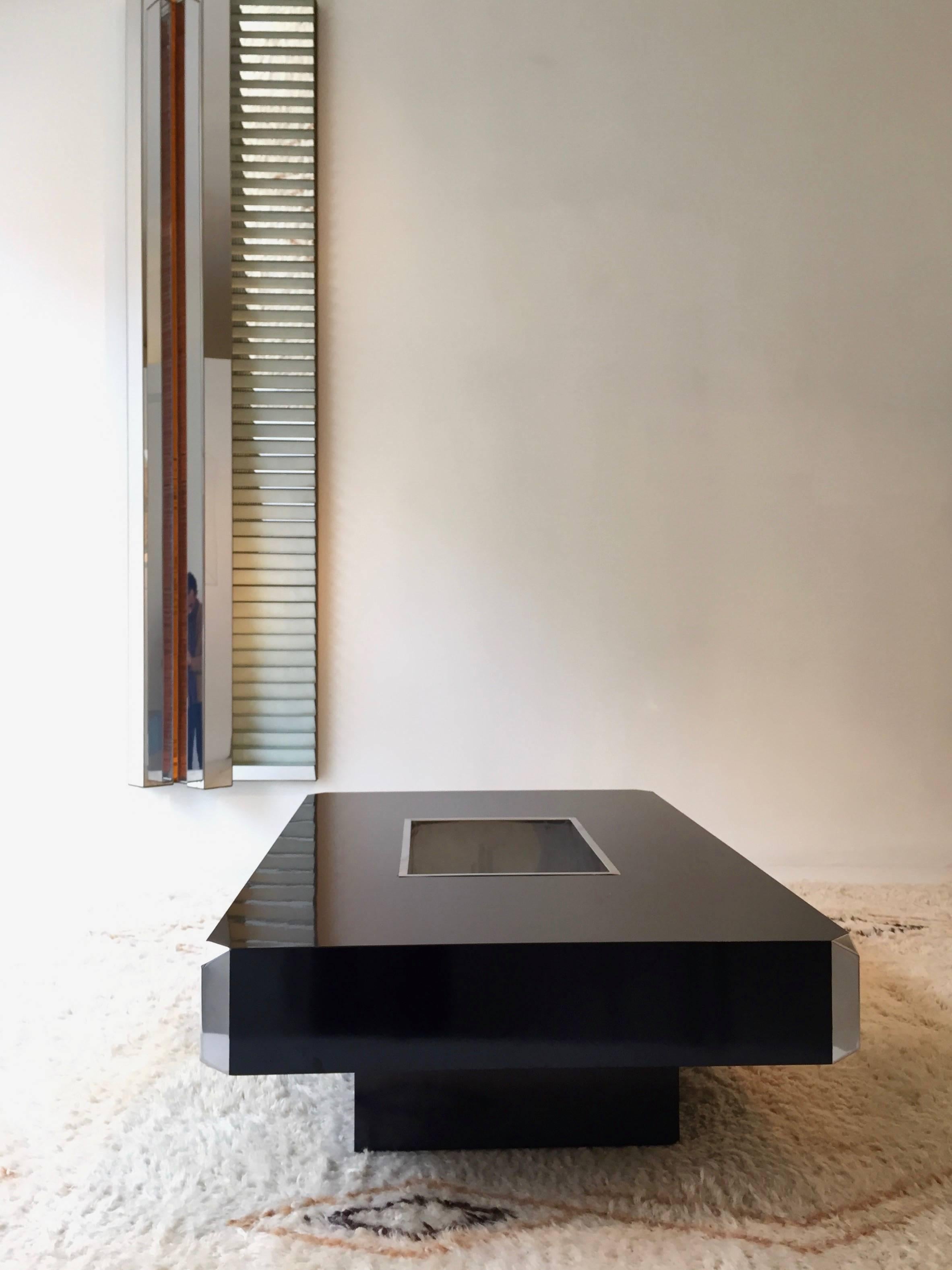 Modern 1970's Italian design Alveo coffee table by Willy Rizzo for Mario Sabot