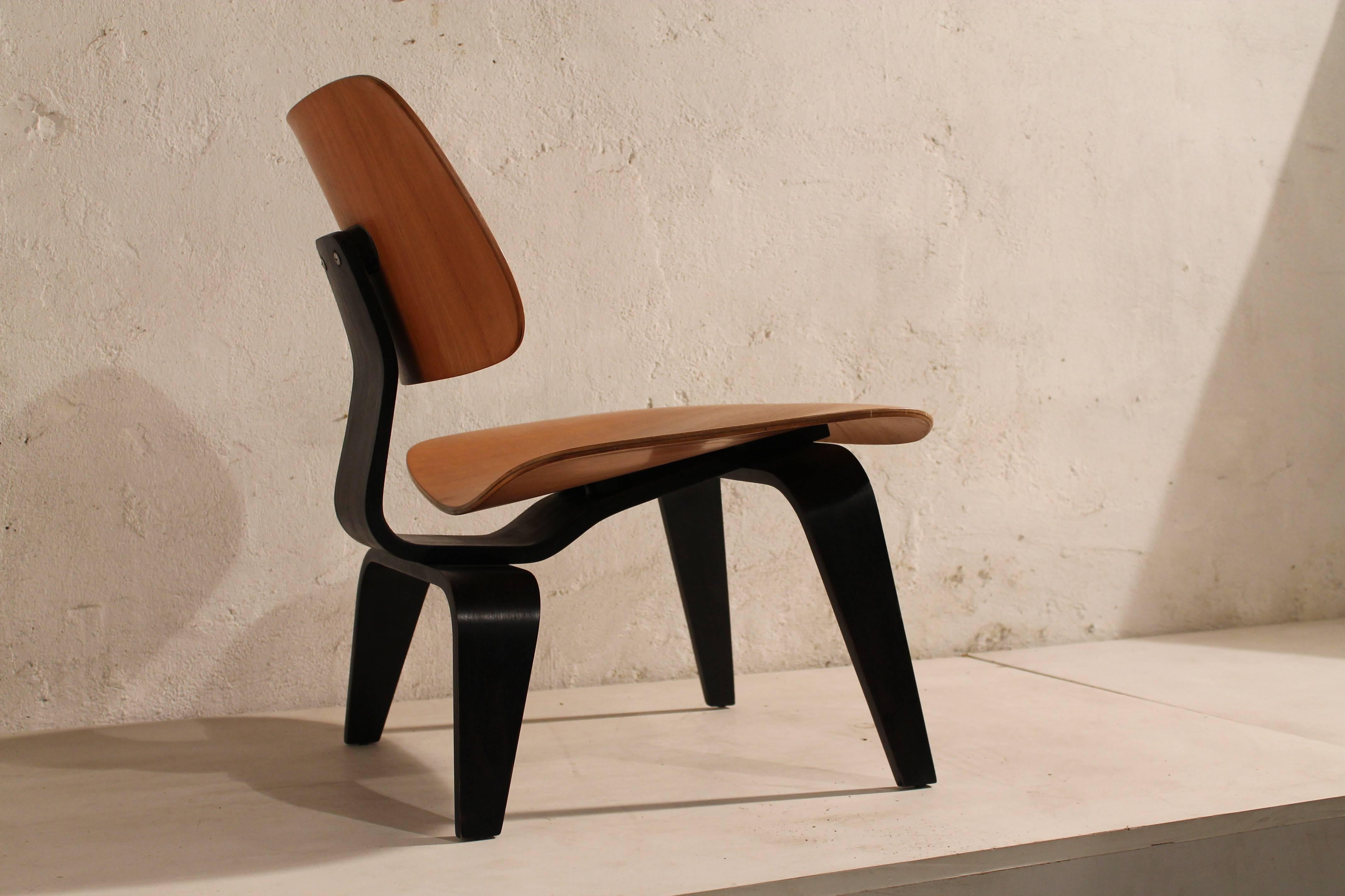 Mid-Century Modern LCW Chair by Eames for Evans, 1947, USA