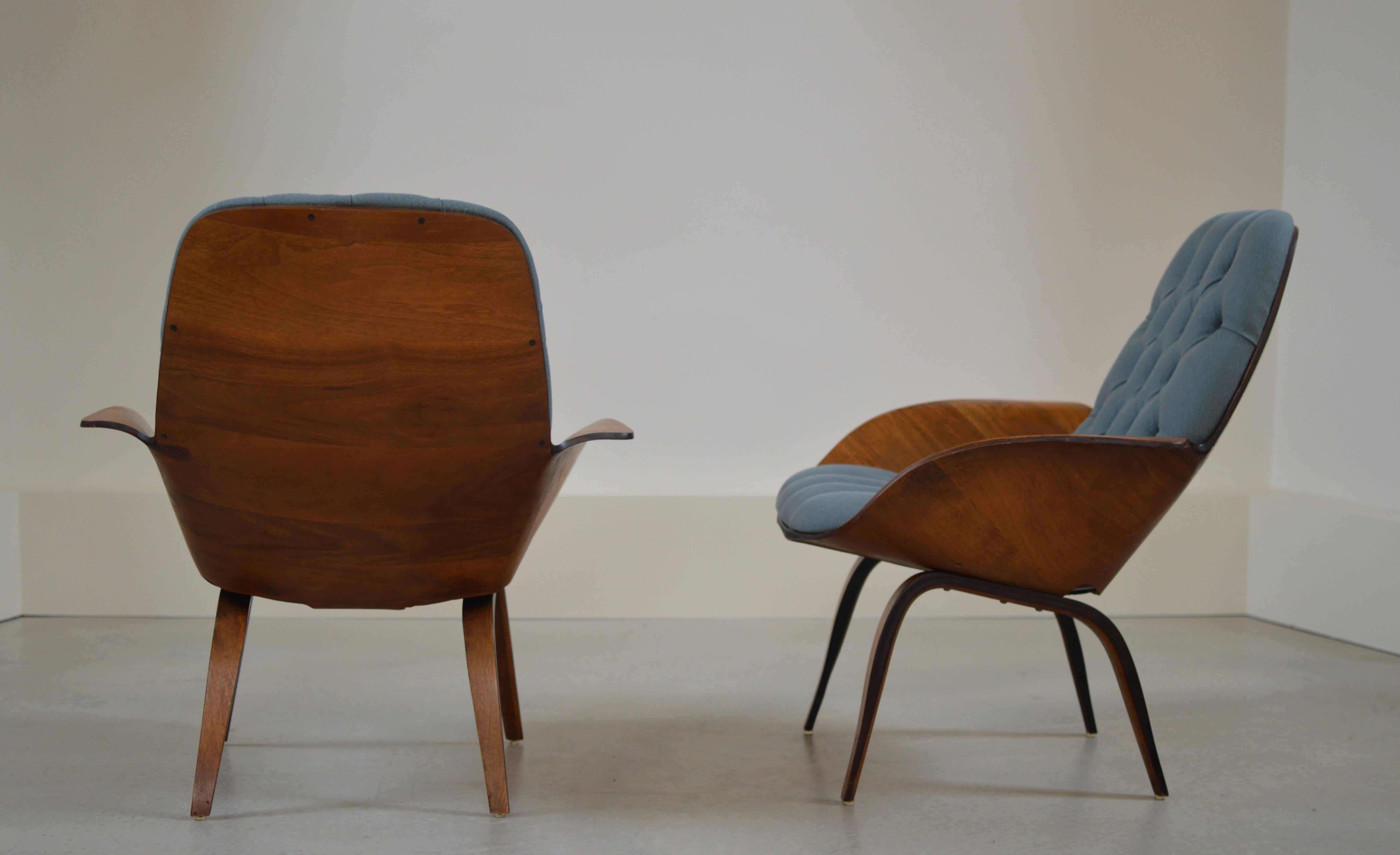 Mid-Century Modern Pair of Plywood Mulhauser Lounge Chairs by Plycraft