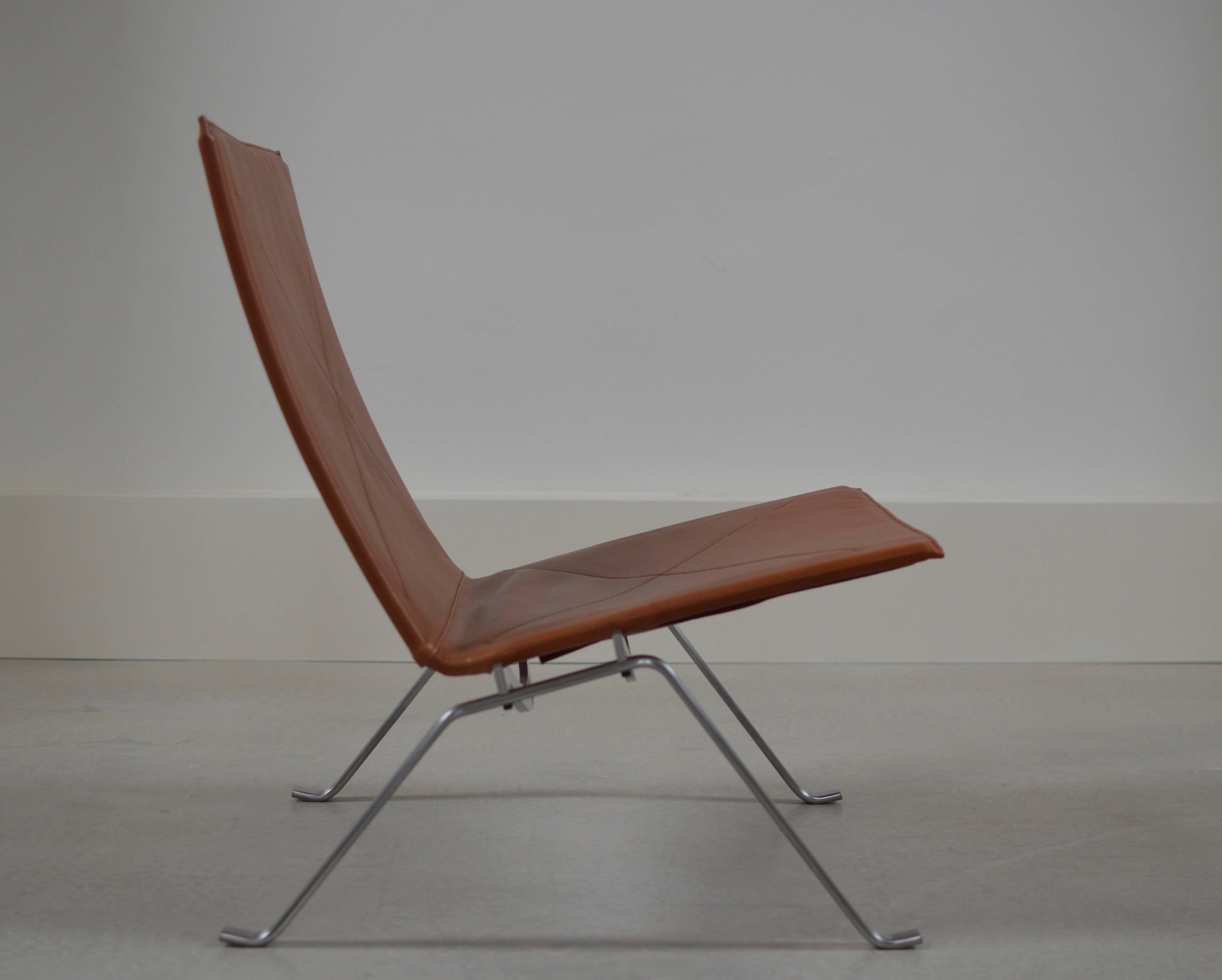 Scandinavian Modern Poul Kjaerholm Walnut PK22 Lounge Chair, Fritz Hansen