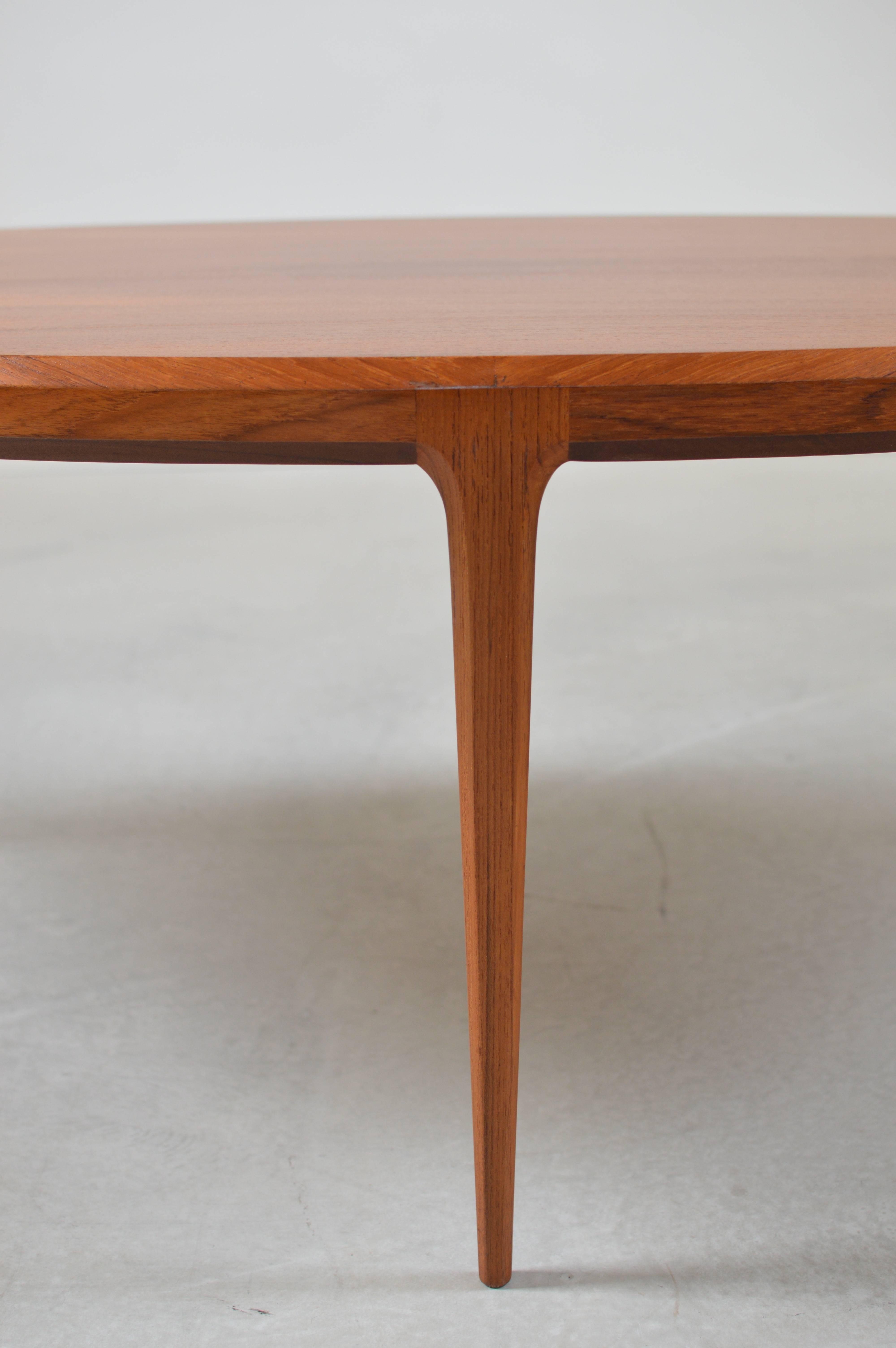 Beautiful Three-Legged Coffee Table by Johannes Andersen, Denmark  2