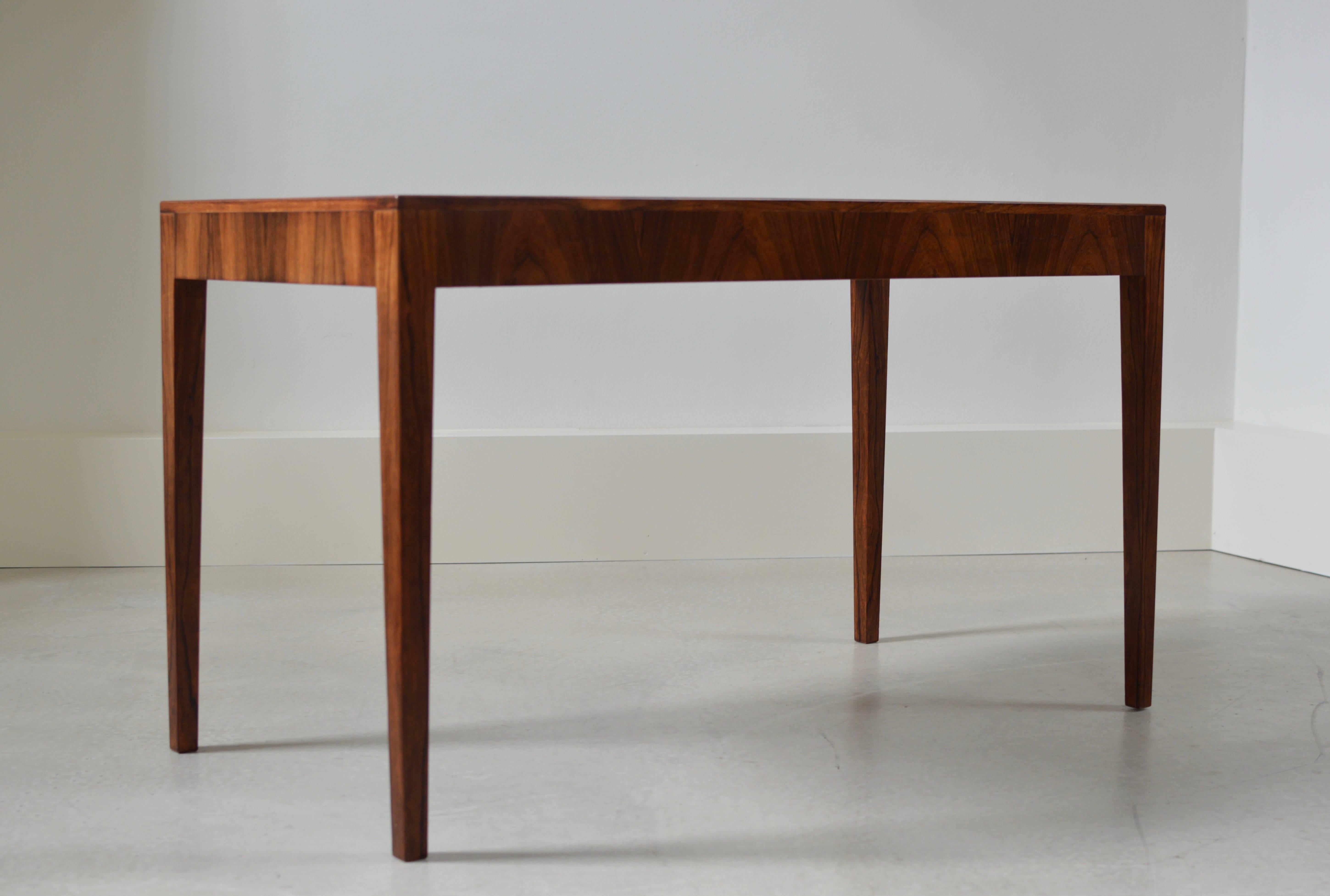 Finest rosewood lady's writing desk or vanity by Riis Antonsen,
Aabenraa, Denmark from, circa 1958.
The desk comes with two drawers and is executed in beautiful refined proportions.