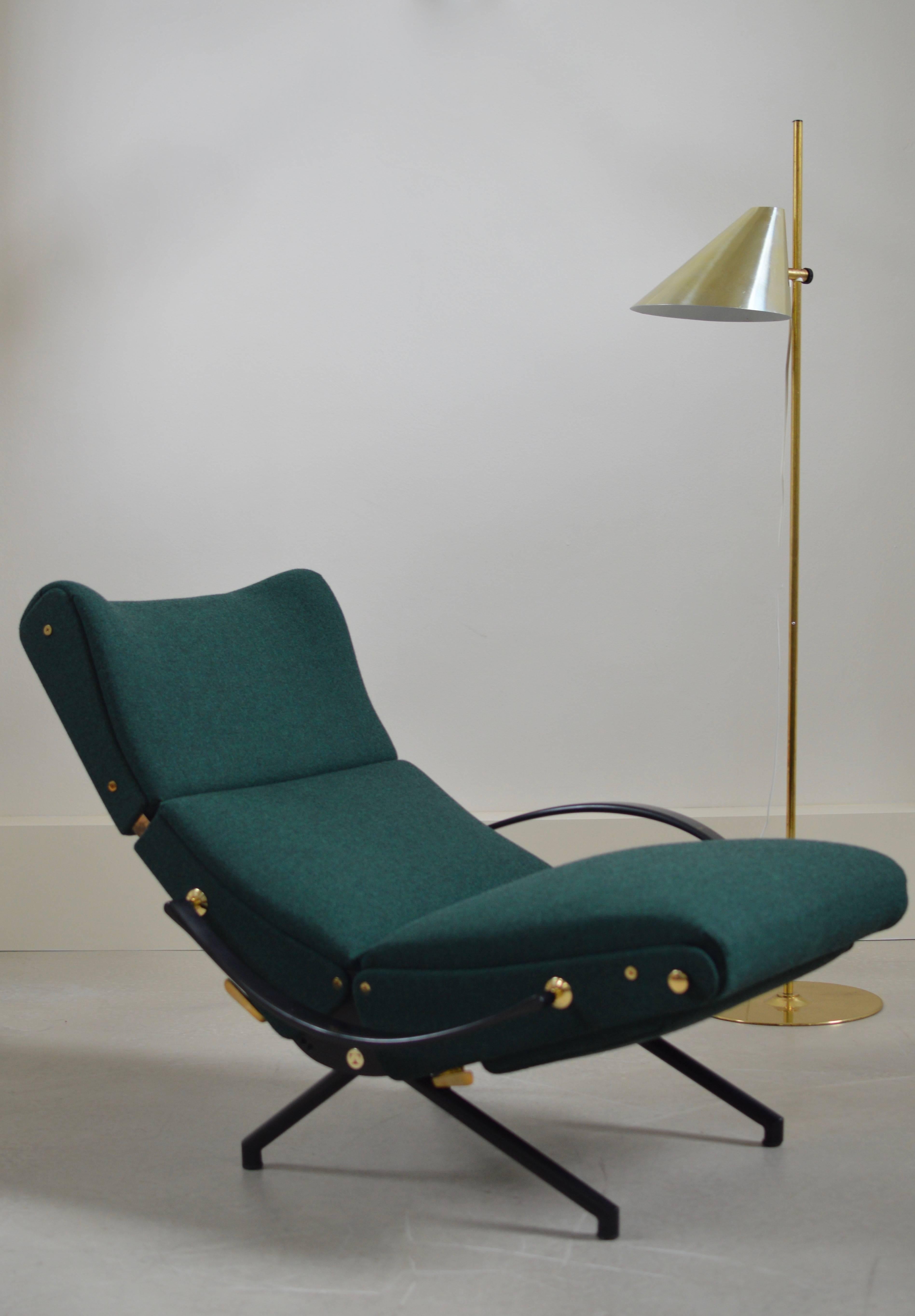 P40 Lounge Chair by Osvaldo Borsani, Tecno In Excellent Condition In Utrecht, NL
