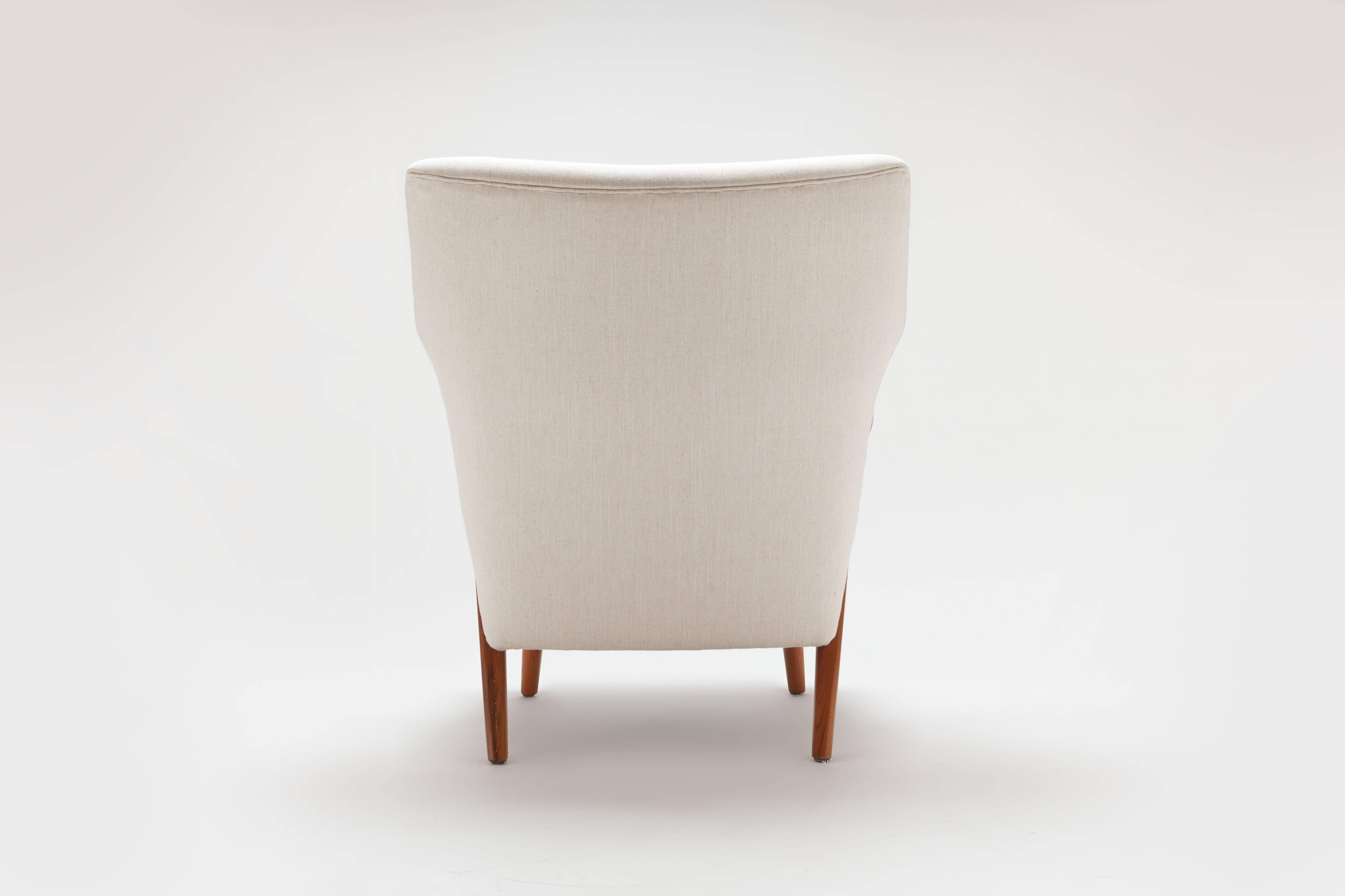 Wool Lounge Chair by Kurt Olsen by Slagelse Denmark
