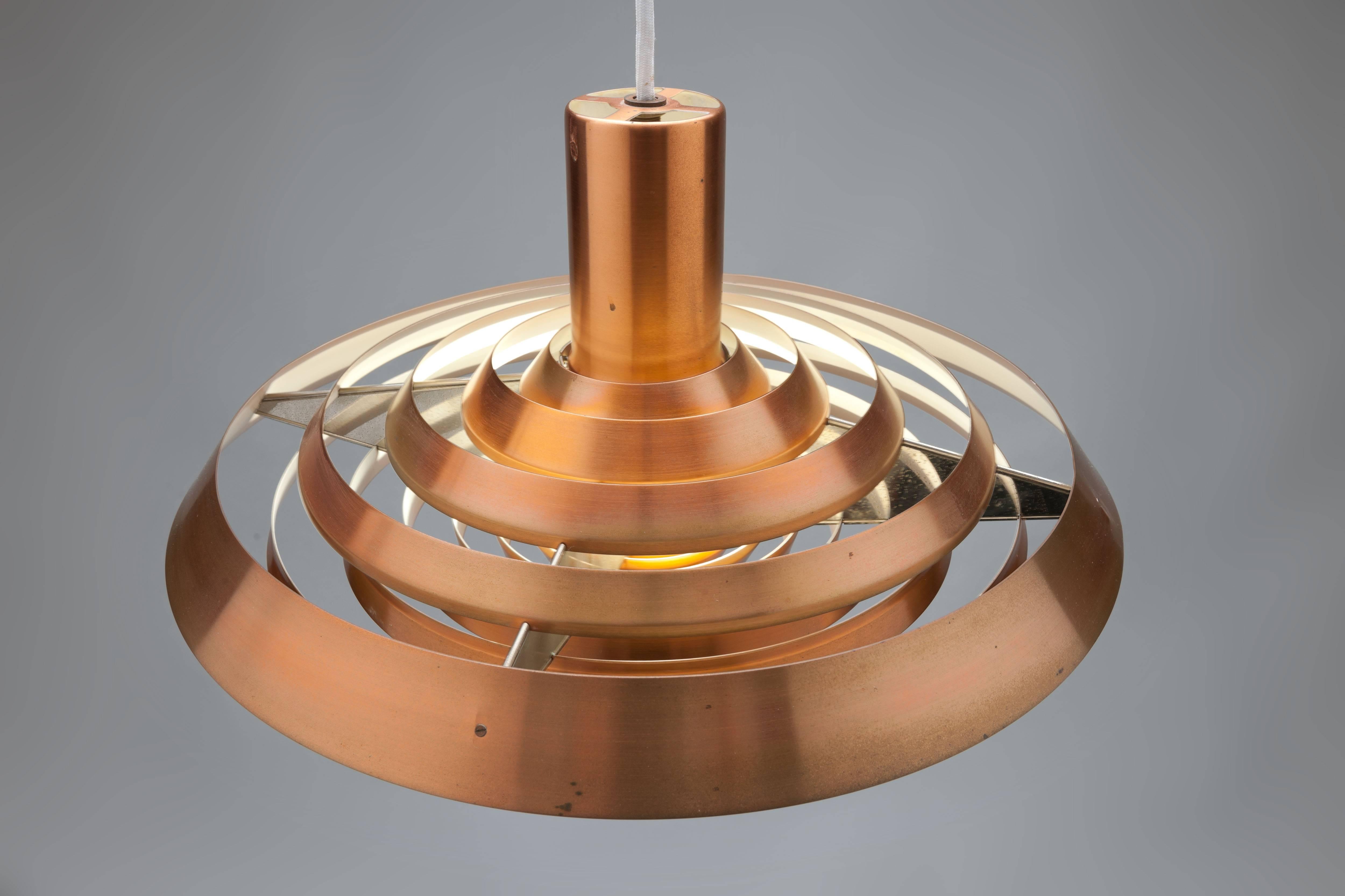 Scandinavian Modern Copper Poul Henningsen, Louis Poulsen 1958 Langelinie Plate Lamp