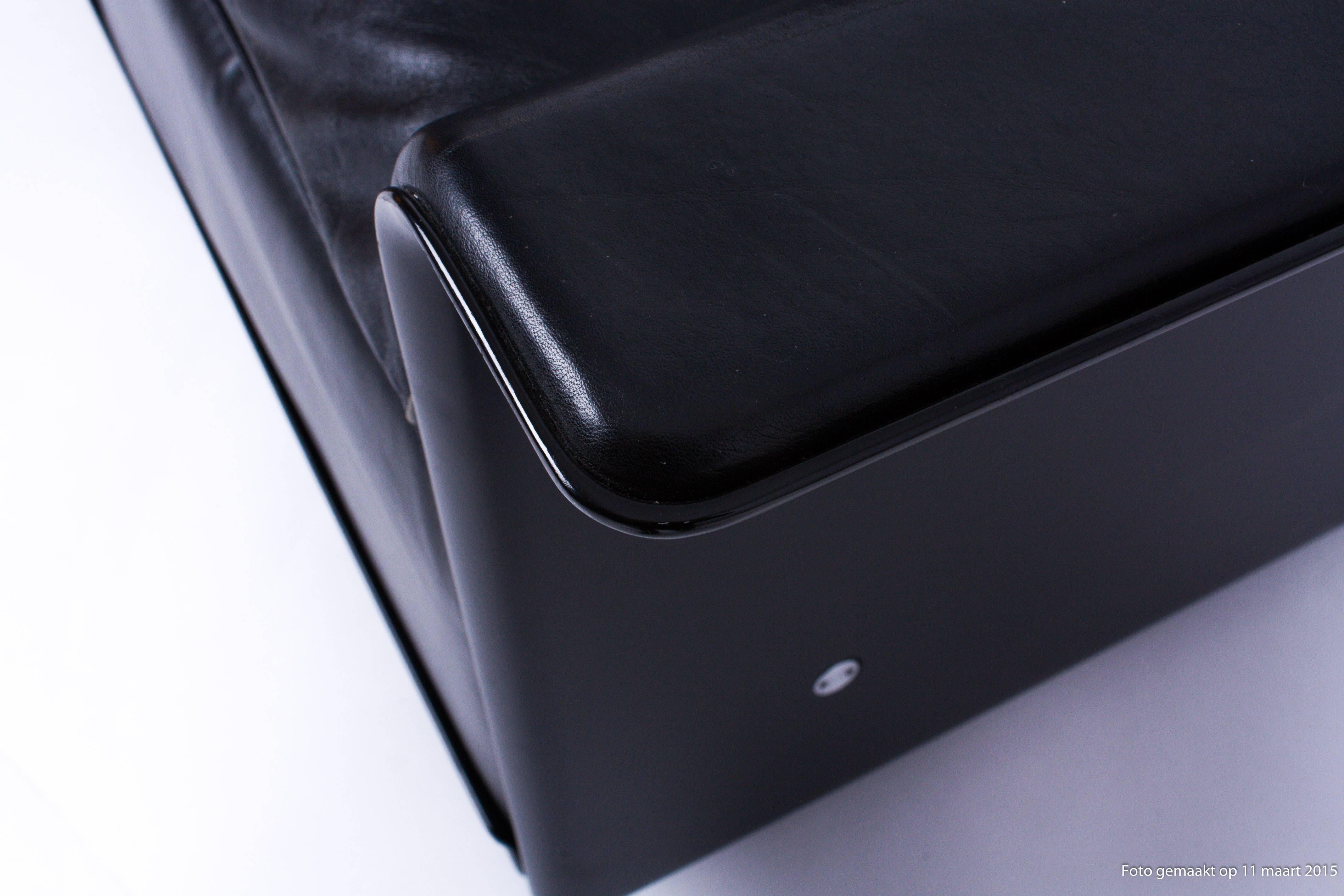 Dieter Rams Two-Seat Sofa, in Black Leather for Vitsoe 3