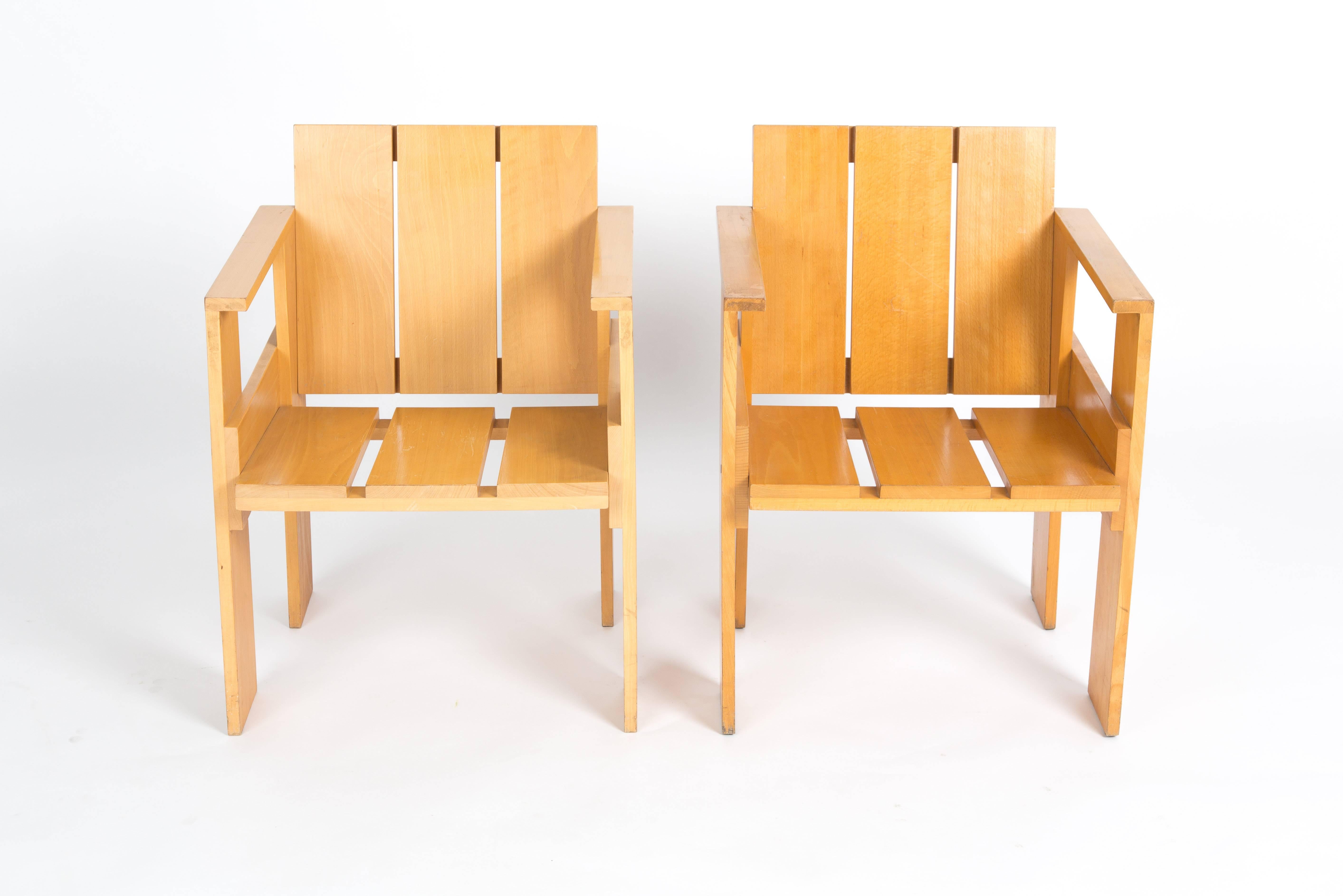 Mid-Century Modern Dutch Design Gerrit Rietveld Crate Chair Cassina