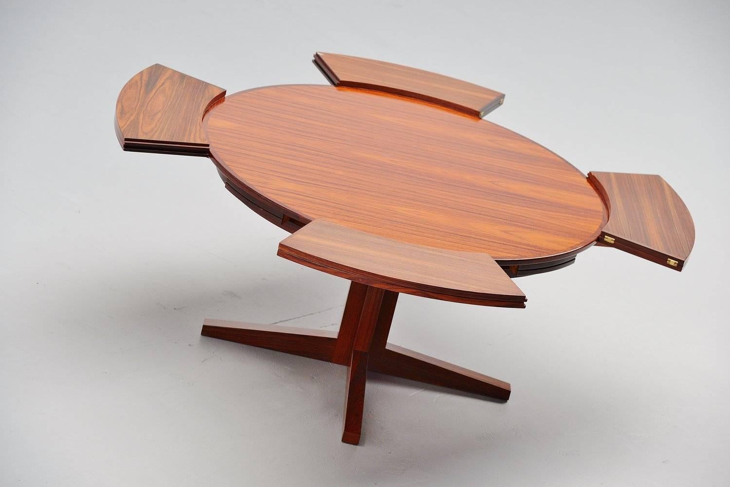 Dyrlund Extendable Rosewood Dining Table, Denmark, 1962 3