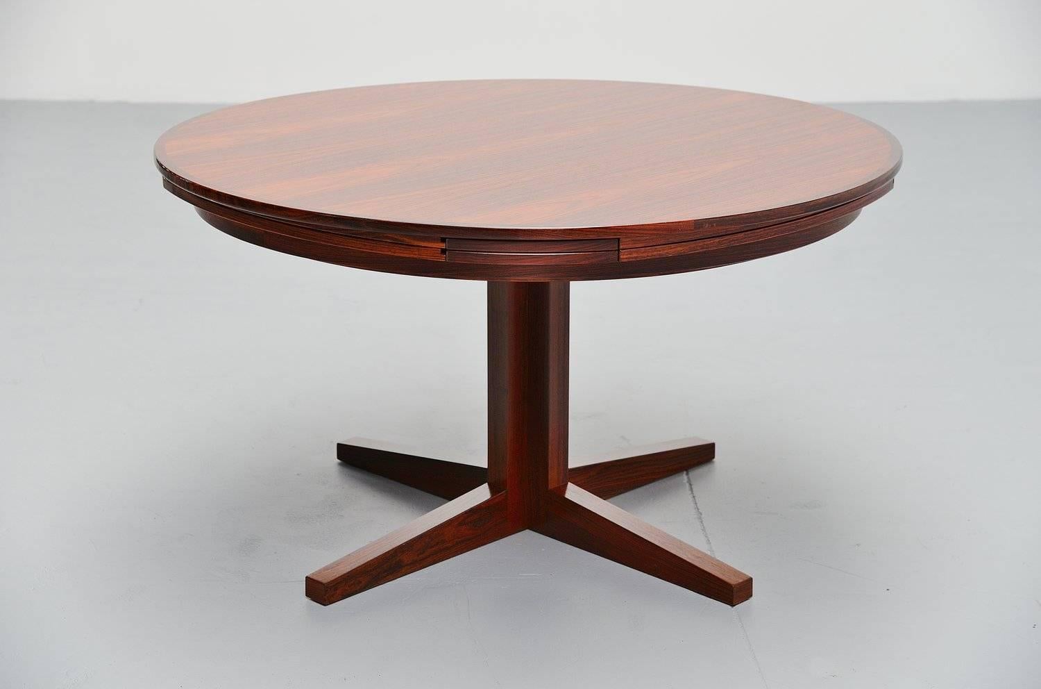 Dyrlund Extendable Rosewood Dining Table, Denmark, 1962 4