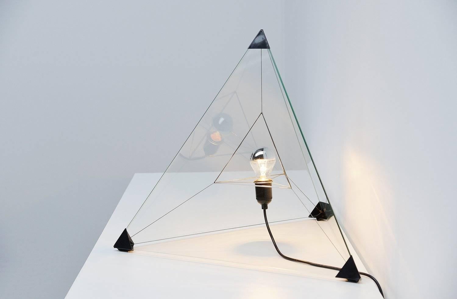 Late 20th Century Tetrahedron Table Lamp by Frans van Nieuwenborg Indoor, 1979