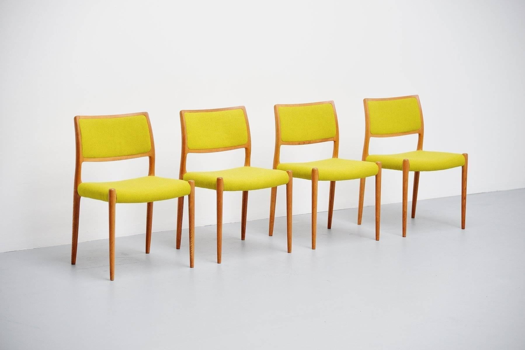 Niels Moller Model 80 Chairs in Oak, Denmark, 1968 In Excellent Condition In Roosendaal, Noord Brabant