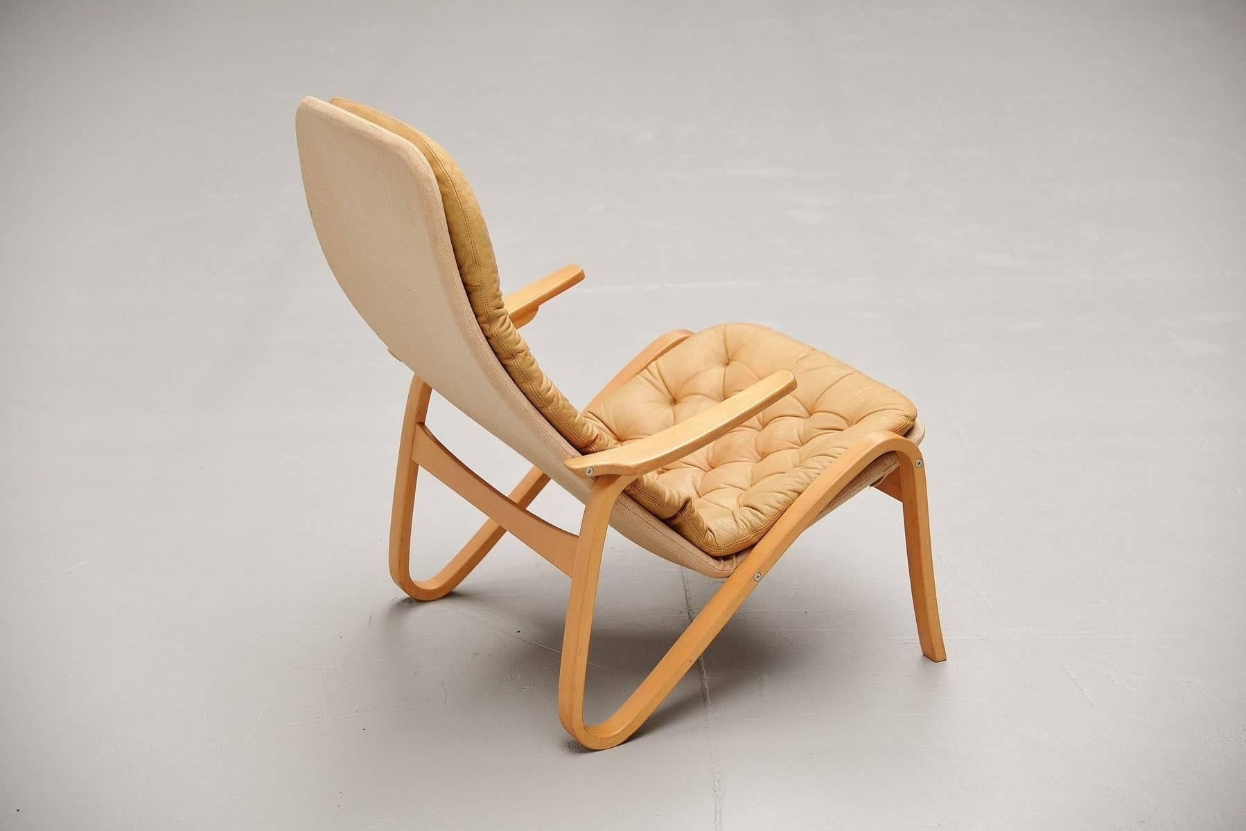 Bruno Mathsson Dutch Grasshopper Lounge Chair, Sweden, 1974 In Good Condition In Roosendaal, Noord Brabant