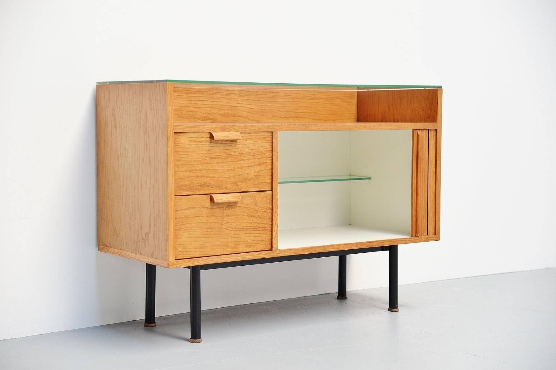 Hein Salomonson Small Showcase Cabinet AP, 1958 1