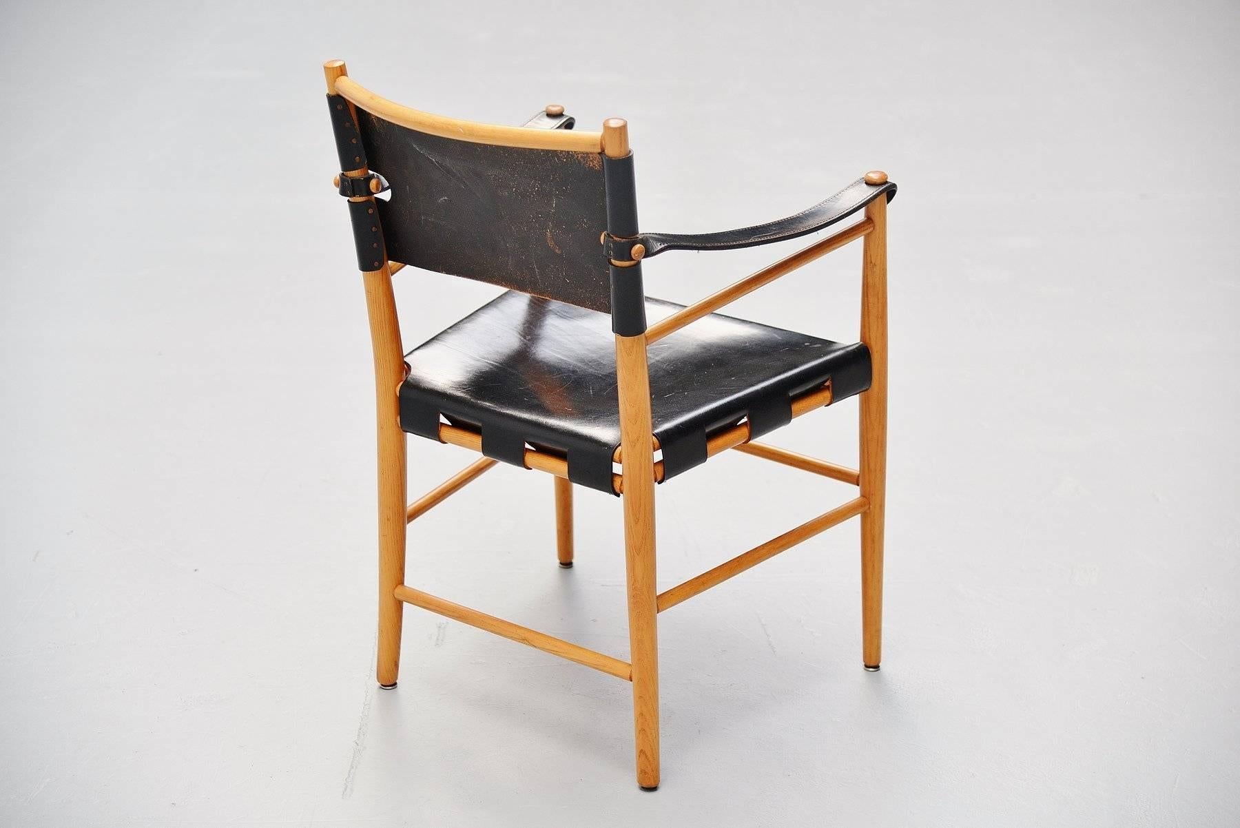 Italian Safari Chairs in Birch and Black Leather, 1960 3