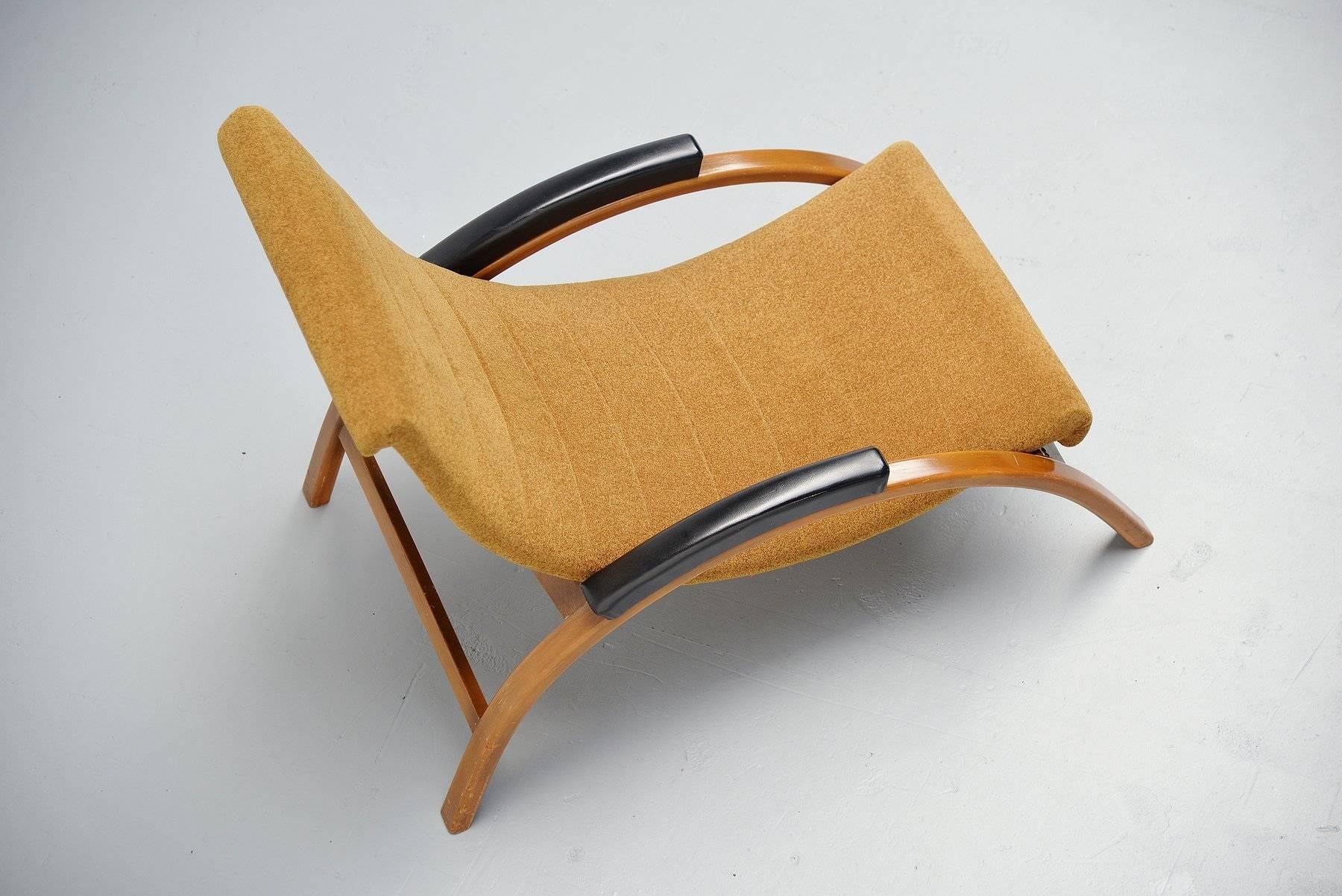 Unusual Italian Lounge Chair Adjustable, 1950 In Good Condition In Roosendaal, Noord Brabant