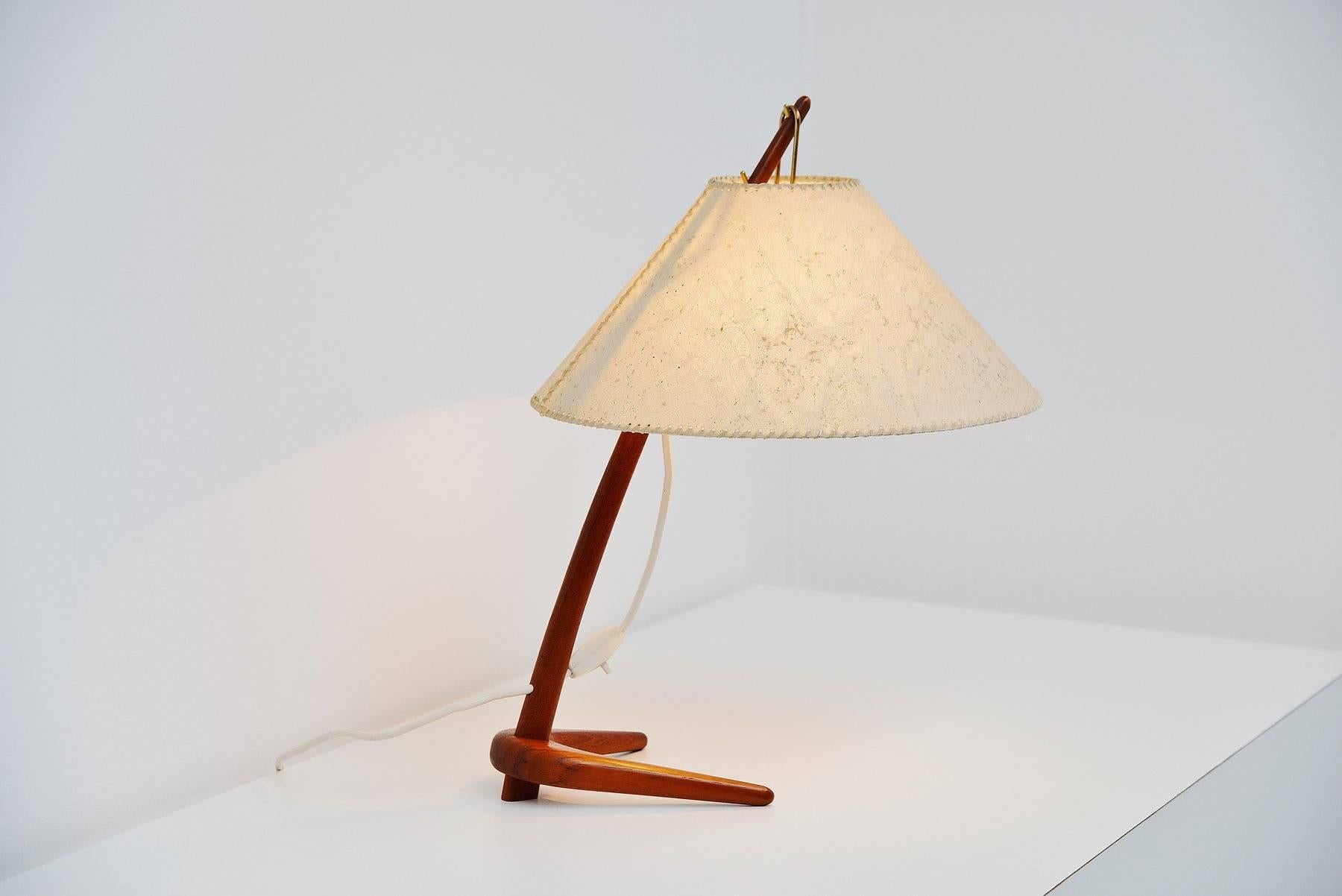 J.T. Kalmar Dornstab Table Lamp, Austria, 1947 In Good Condition In Roosendaal, Noord Brabant