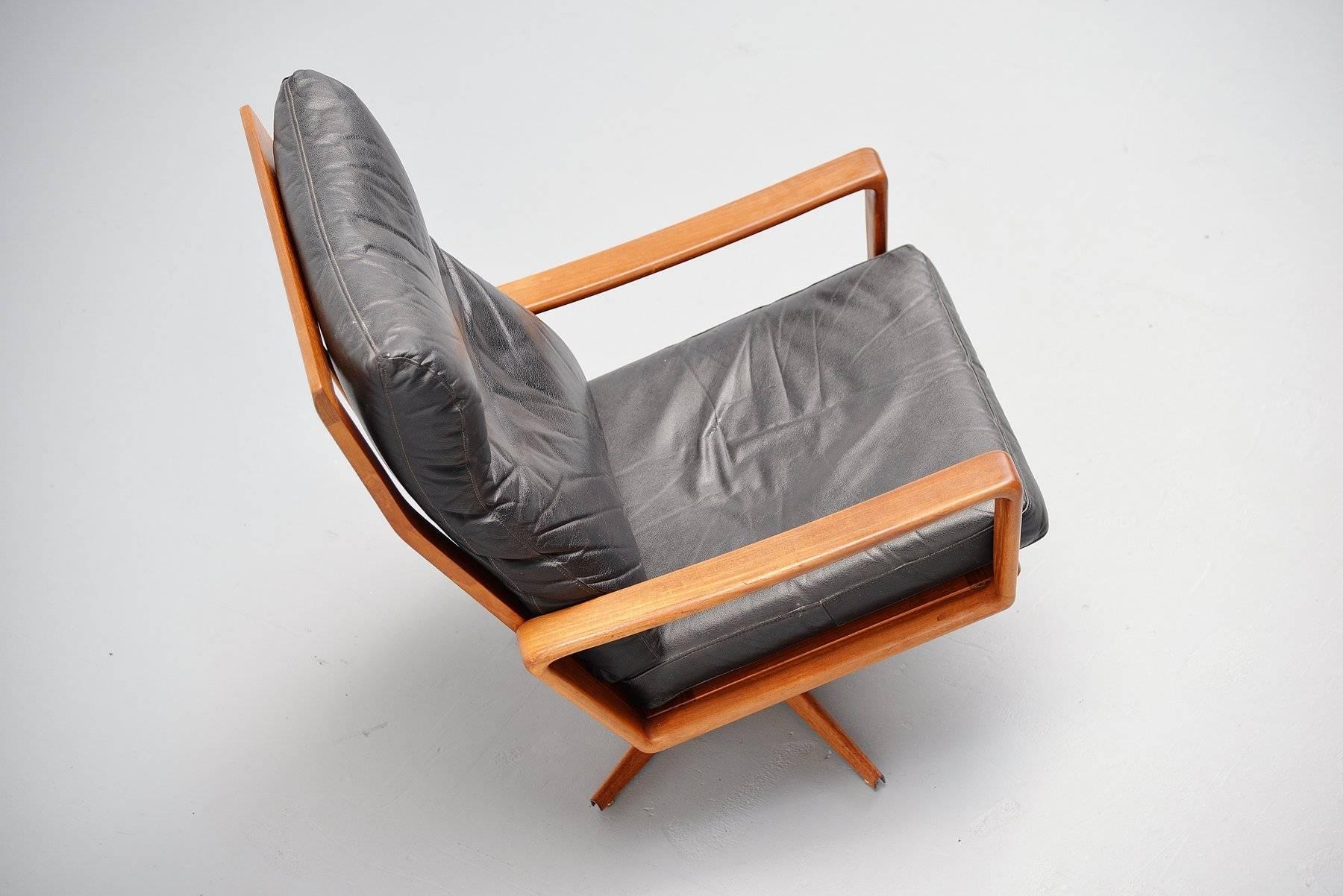Danish Arne Wahl Iversen Swivel Lounge Chair Komfort, Denmark, 1960