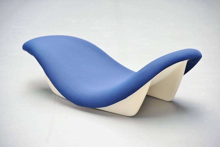 Super rare lounge chair designed by Luigi Colani, manufactured by BASF Germany, 1970. From this lounge chair only 10 examples are produced by BASF in the 1970s. The Neue Sammlung Museum in Munich Germany has an example of the Sadima chair in their