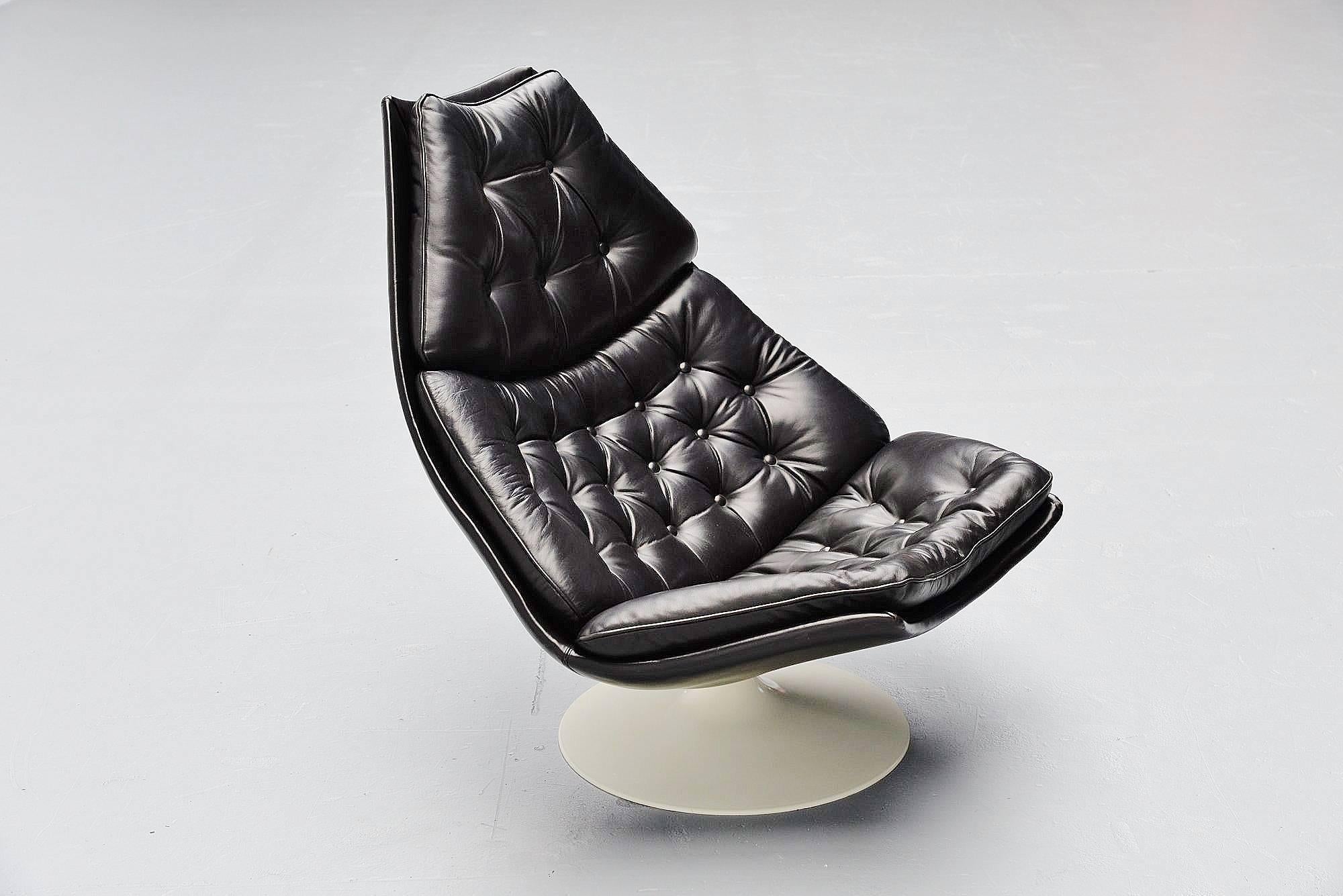 Geoffrey D Harcourt F588 Lounge Chair Artifort, 1974 In Excellent Condition In Roosendaal, Noord Brabant