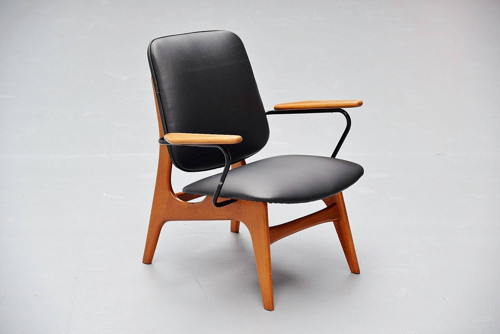 Mid-20th Century Pair of Dutch Modernist Lounge Chair, Holland, 1960